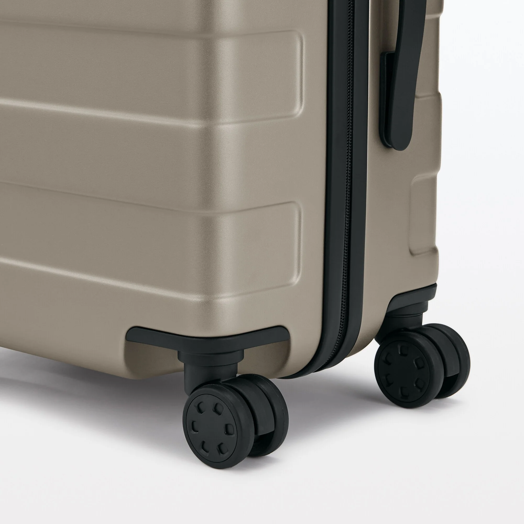 Adjustable Handle Hard Shell Suitcase 36L | Carry-On - Image 50