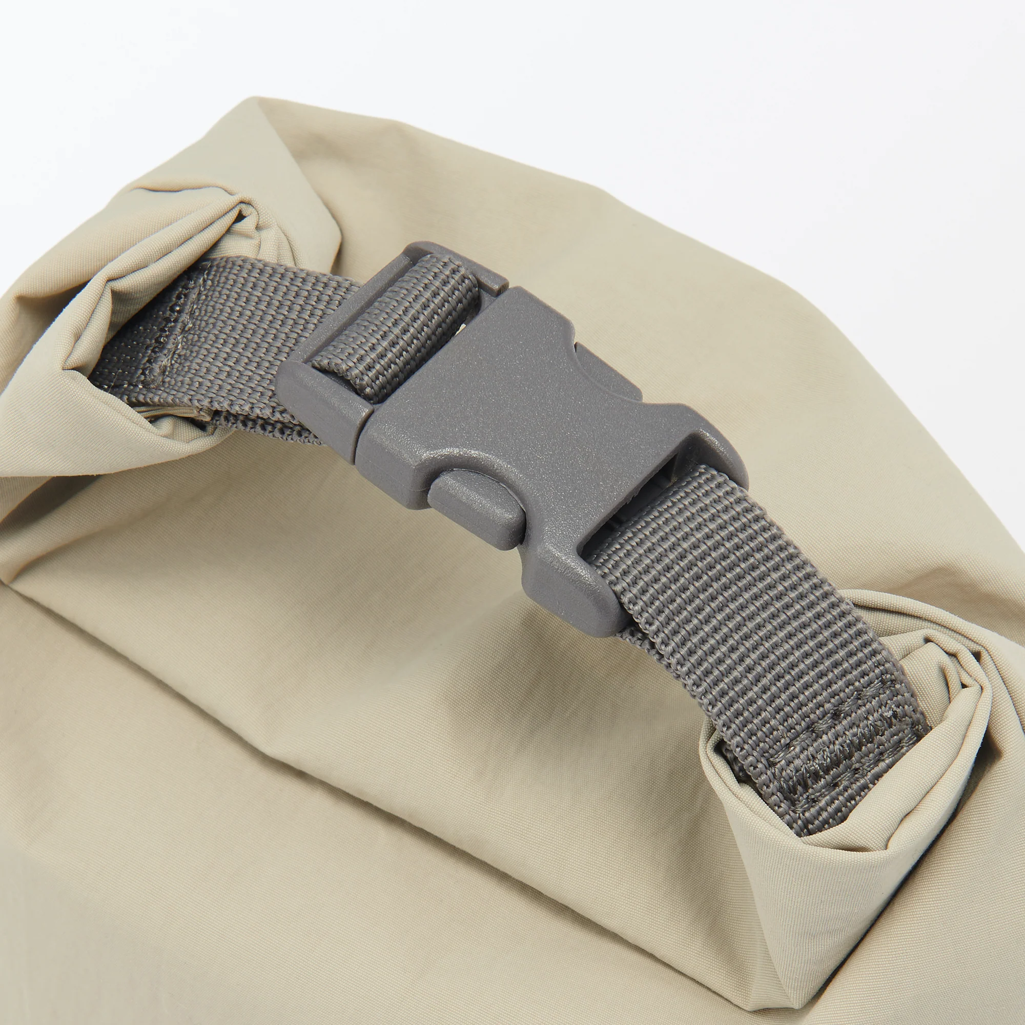 Adjustable Roll-Top Lunch Bag Beige - Small - Image 6