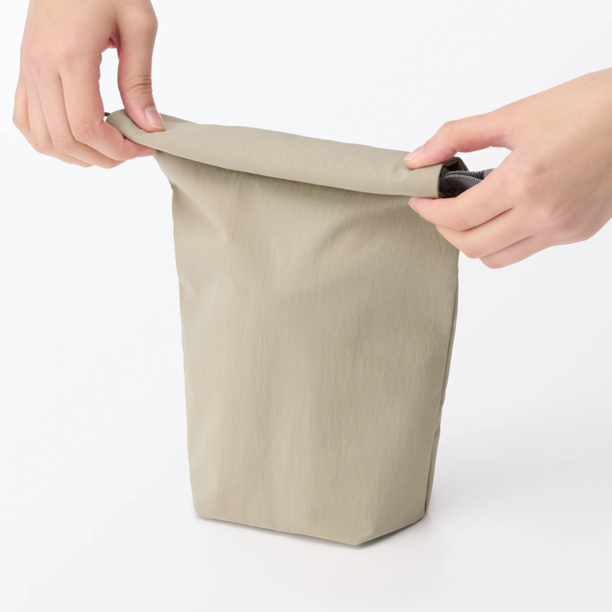 Adjustable Roll-Top Lunch Bag Beige - Small - Image 7