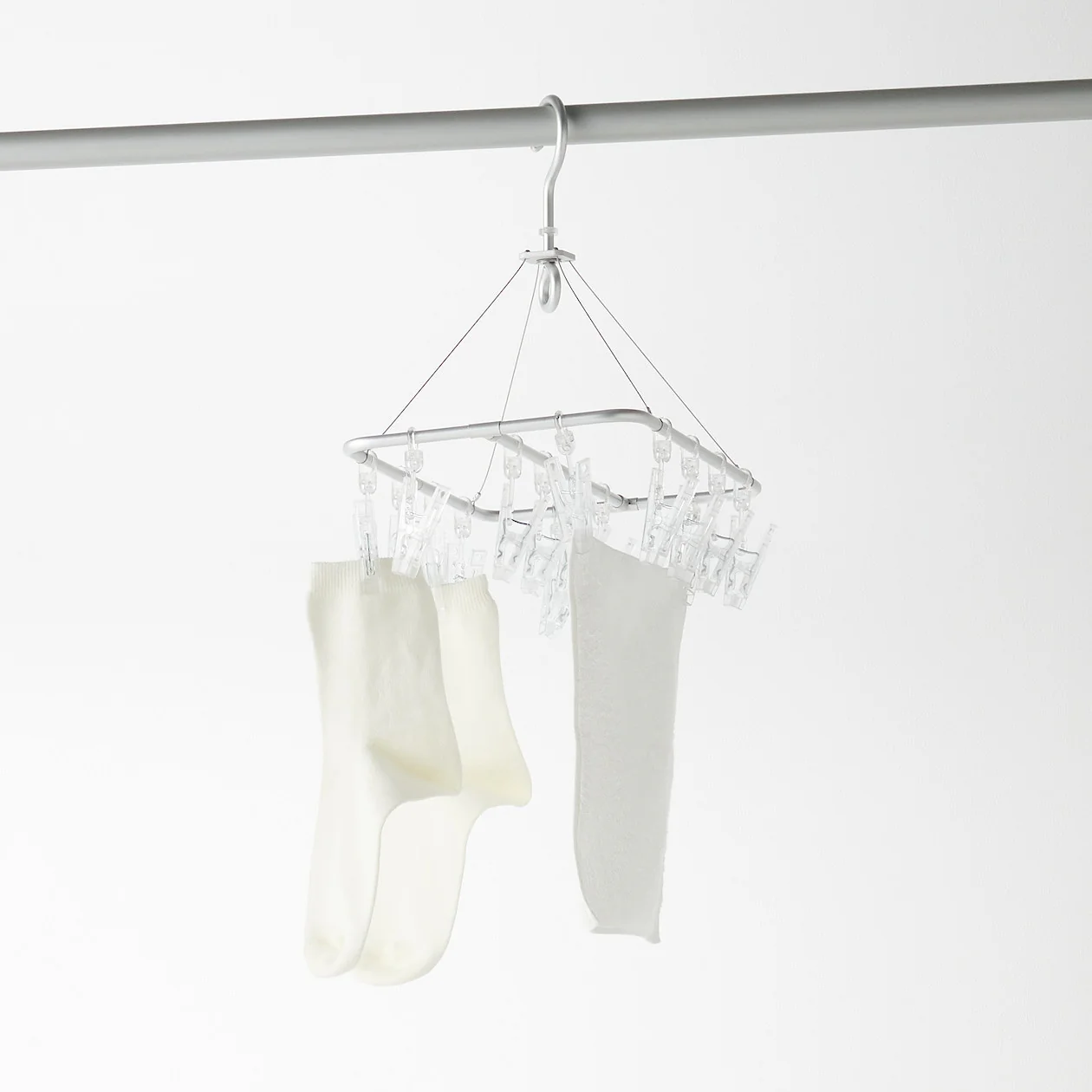 Aluminum Square Hanger with Pegs - Image 2