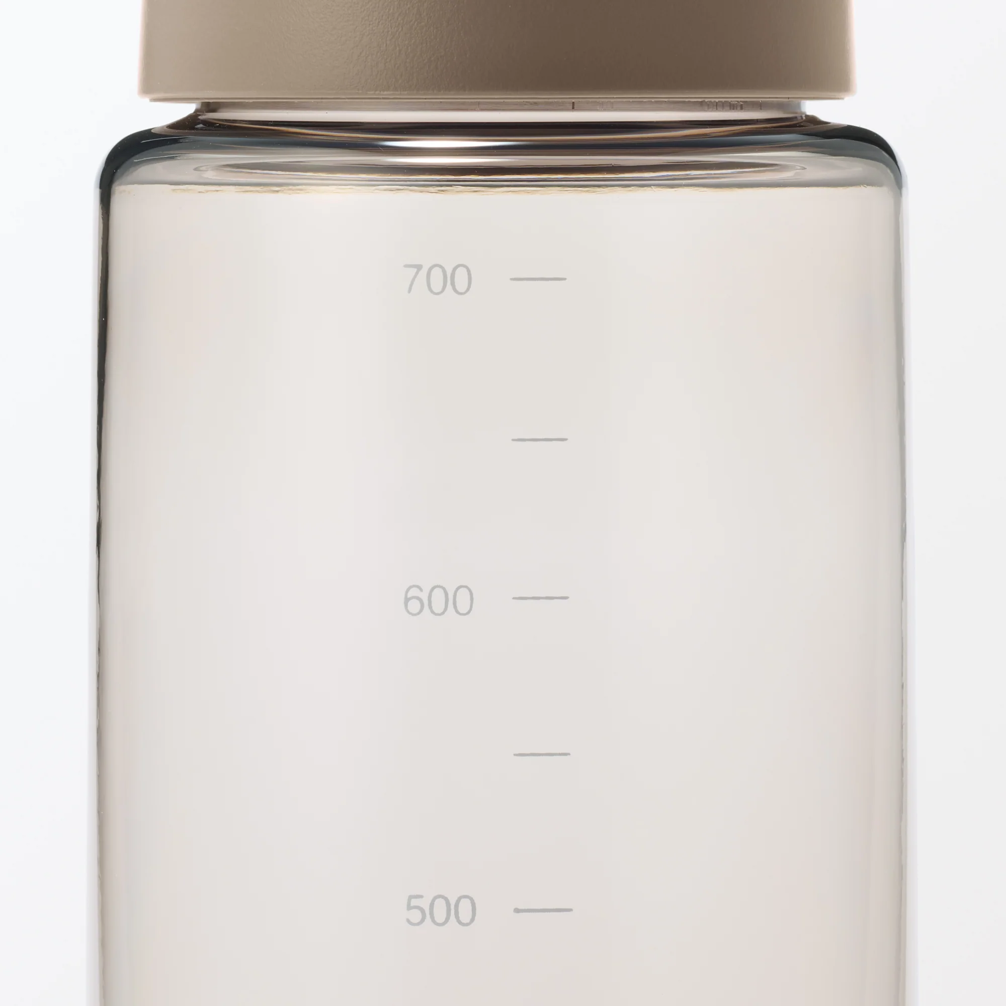 Easy-to-Carry Water Bottle With Scale - Sand Beige (700ml) - Image 3