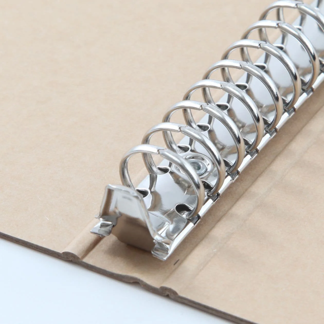 Kraft Paper Binder - B5 - 26 Rings - Image 4