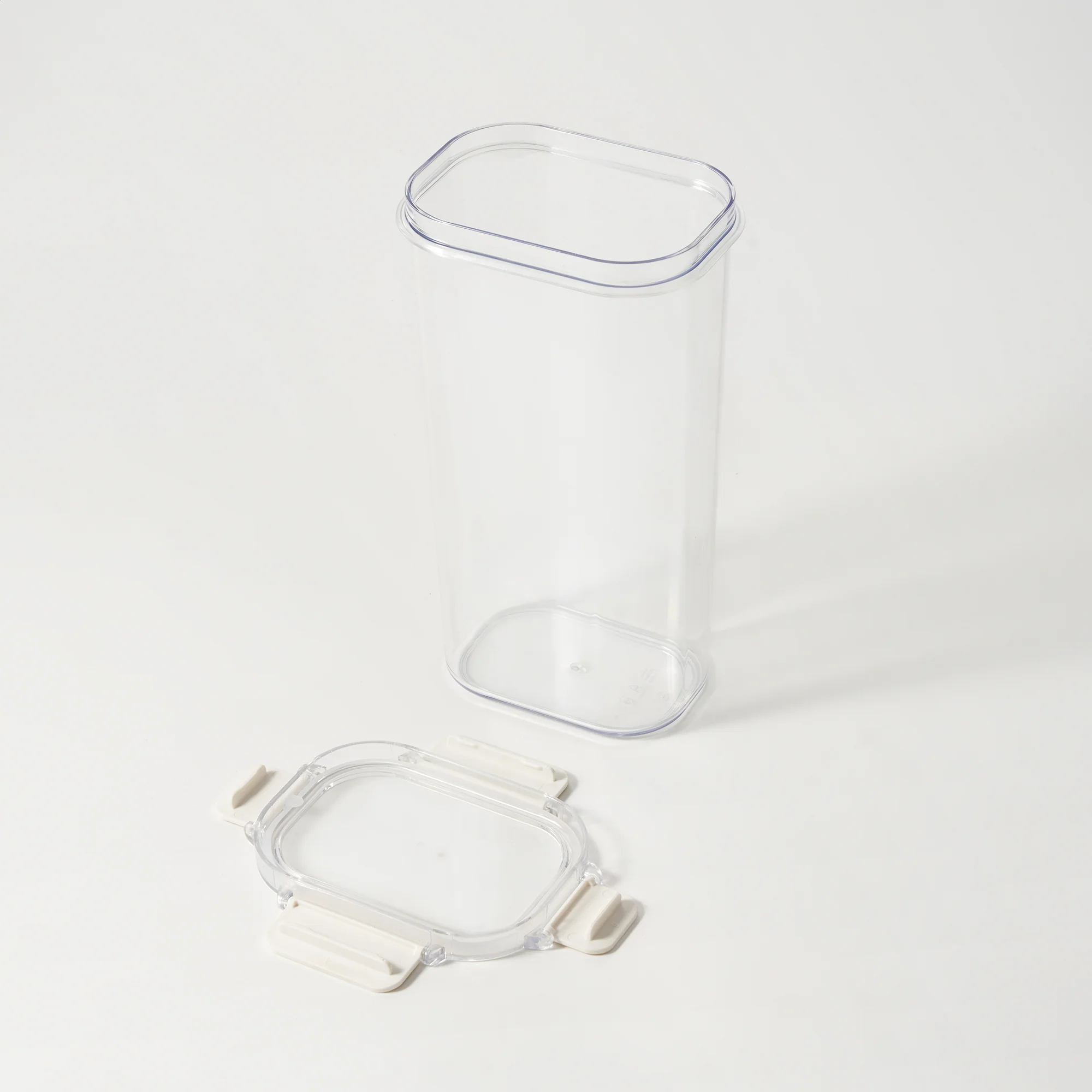 Clear Storage Container - 1.66 L - Image 6