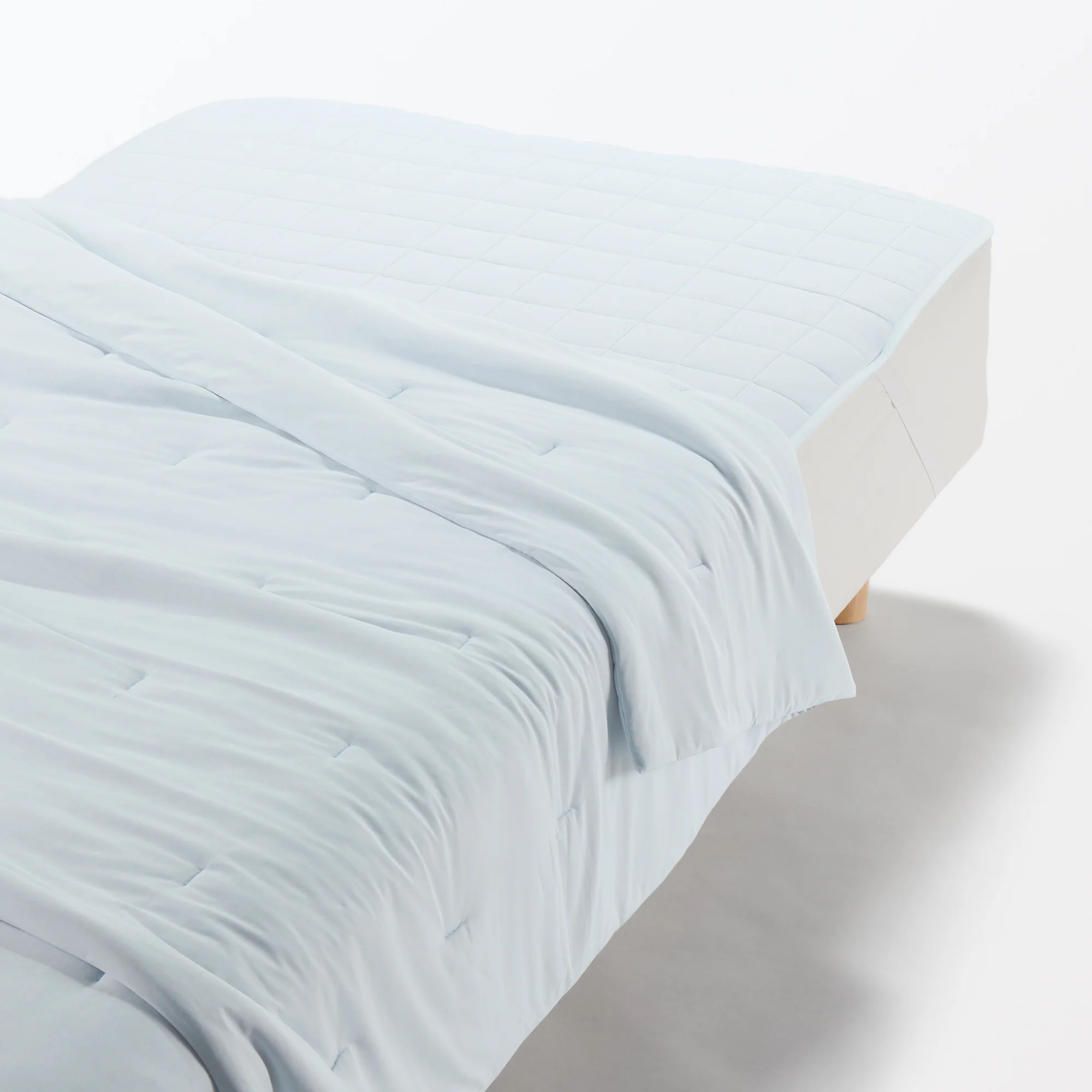 Cool Touch Thin Duvet - Single - Image 11