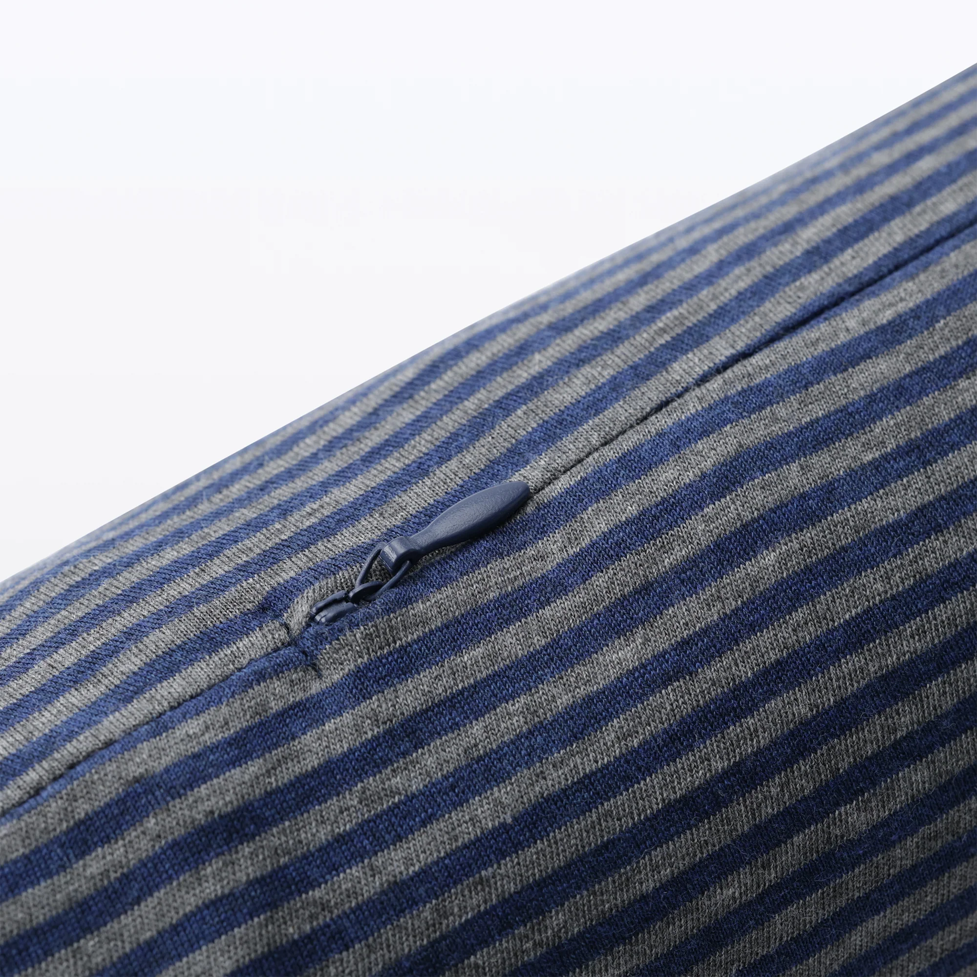 Fitting Neck Cushion - Image 5