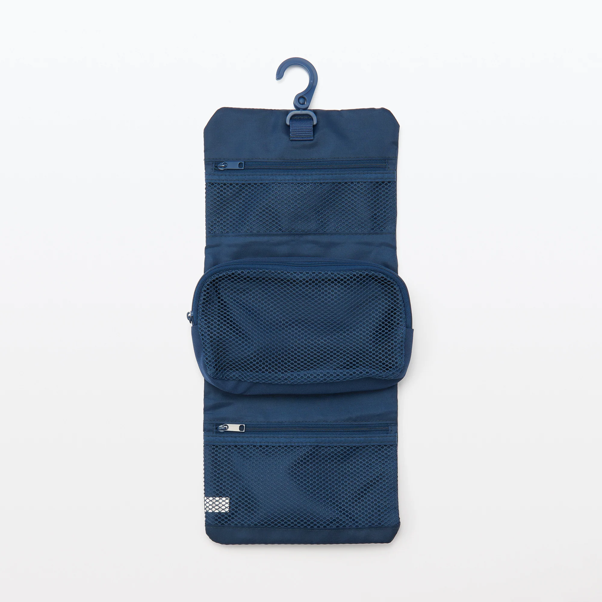 Hanging Case with Removable Pouch - Image 18