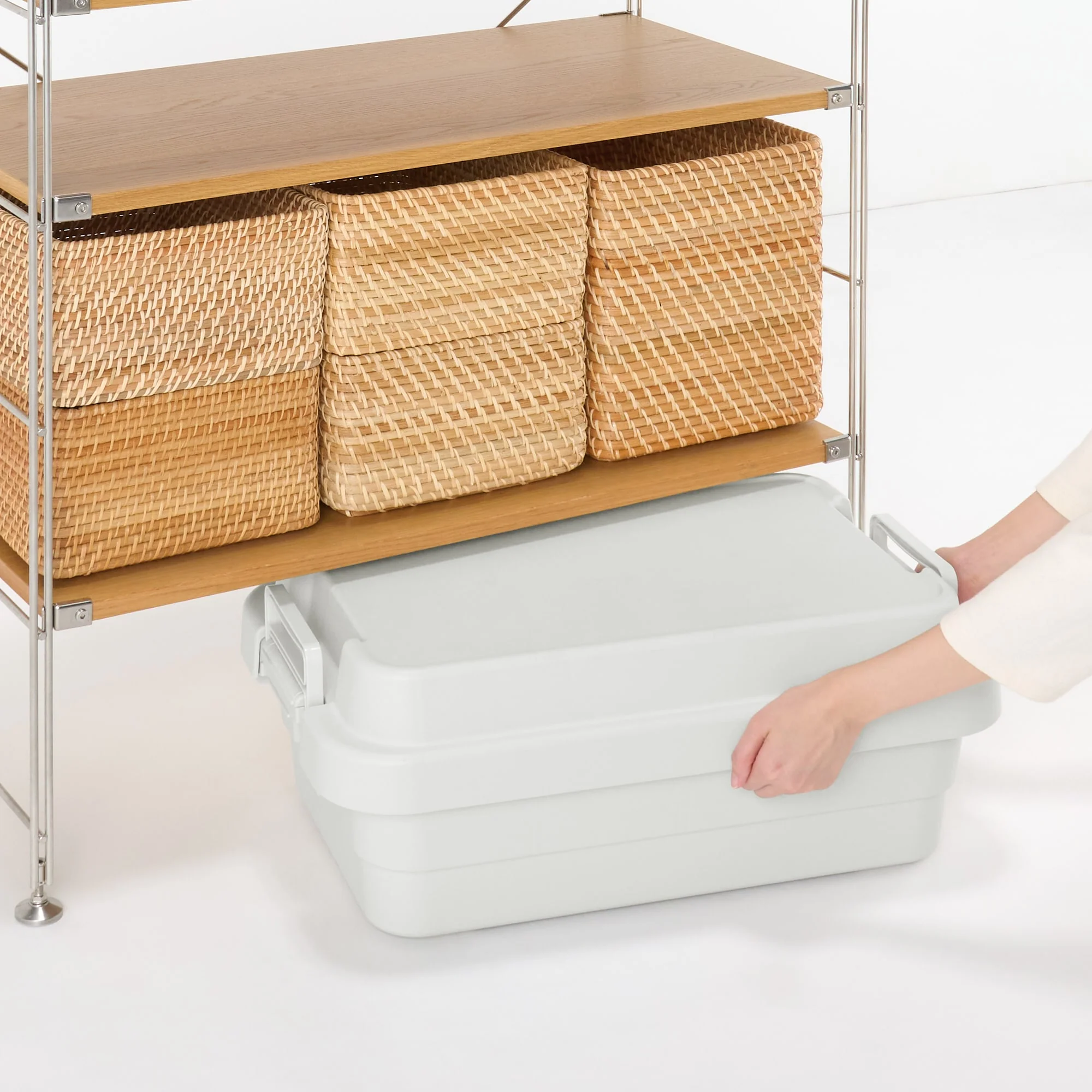Heavy Duty Polypropylene Shallow Storage Box - Large (30 L) - Image 2