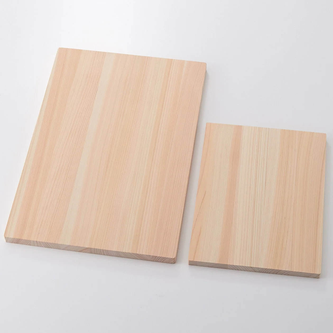 Hinoki Chopping Board - Large - Image 4