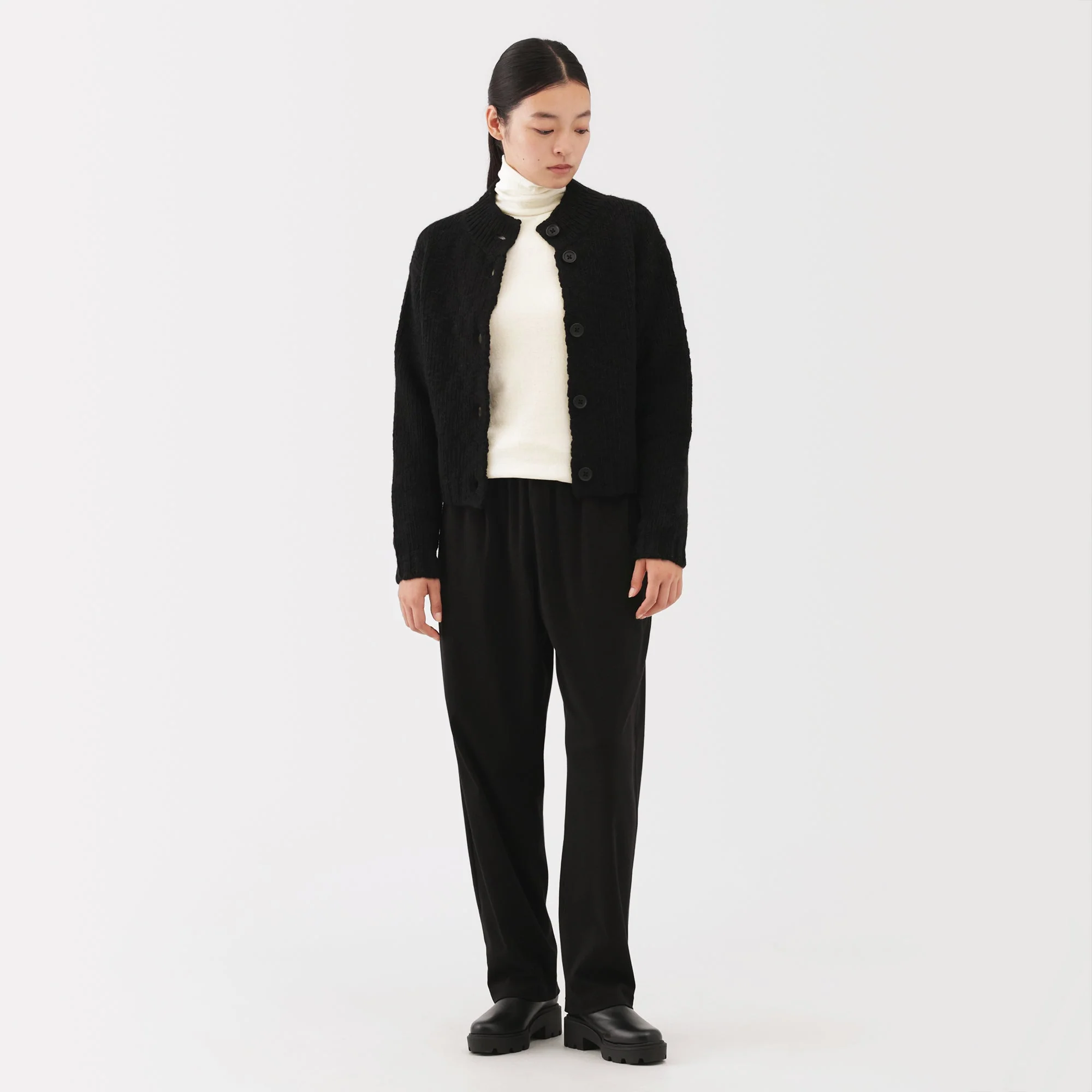 Labo Cotton Cashmere Turtleneck T-Shirt - Image 18
