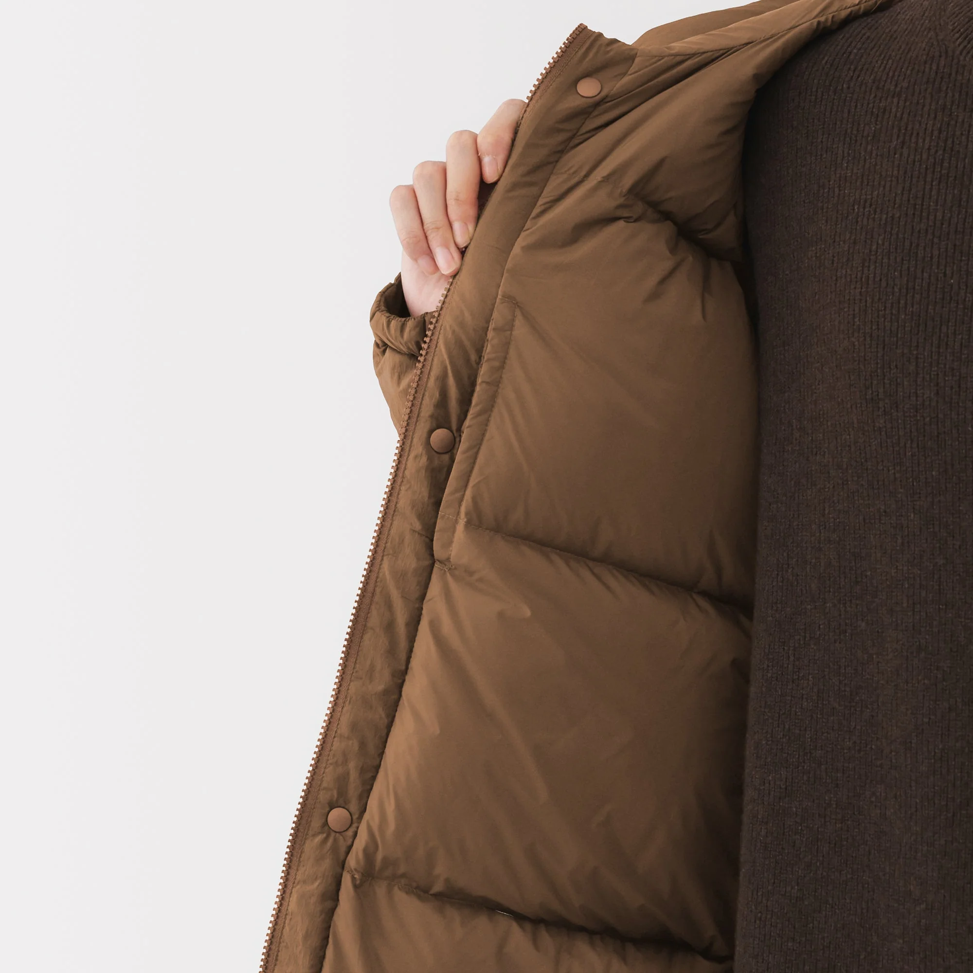 Labo Down Jacket - Image 12