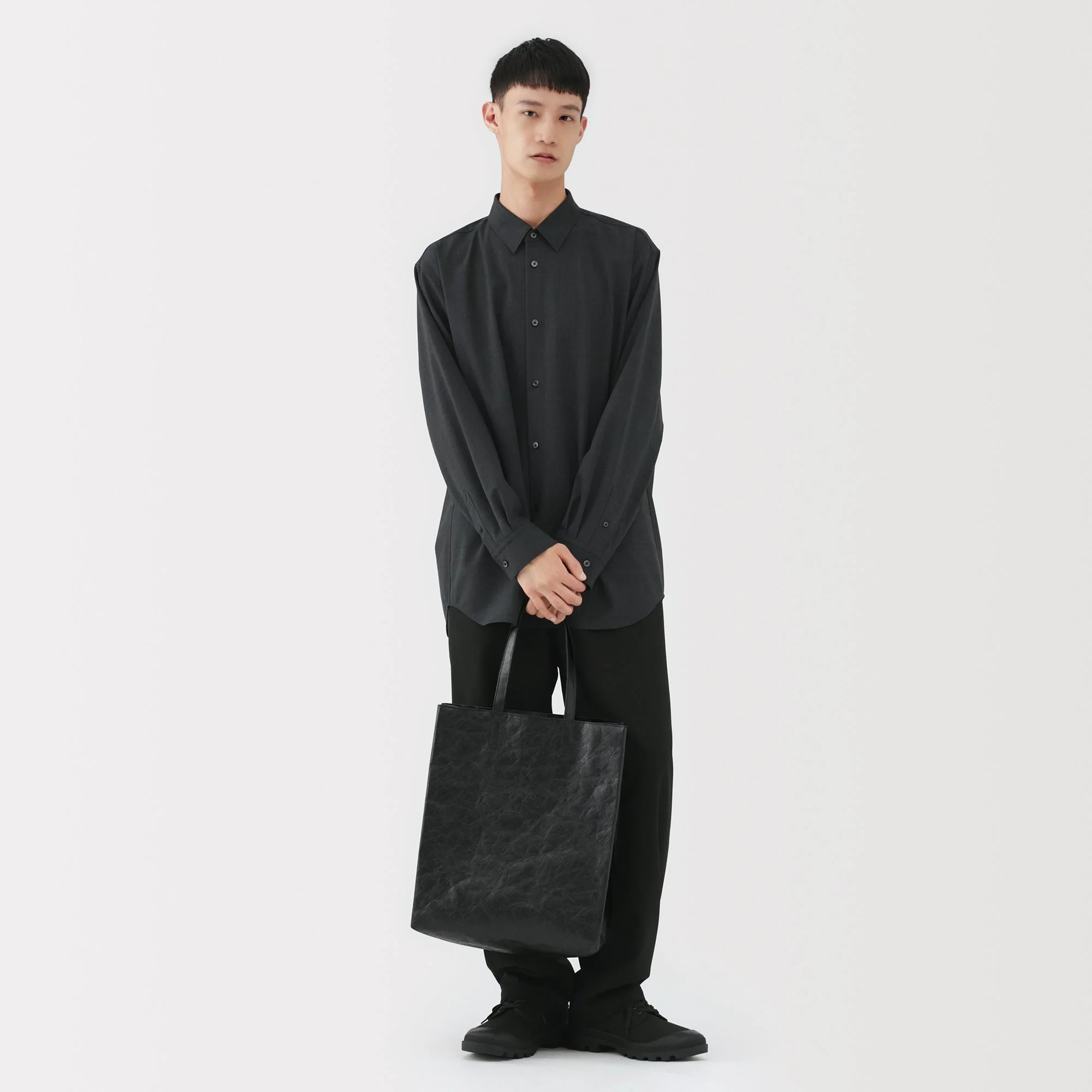 Labo Paper-Like Tote Bag - Image 16
