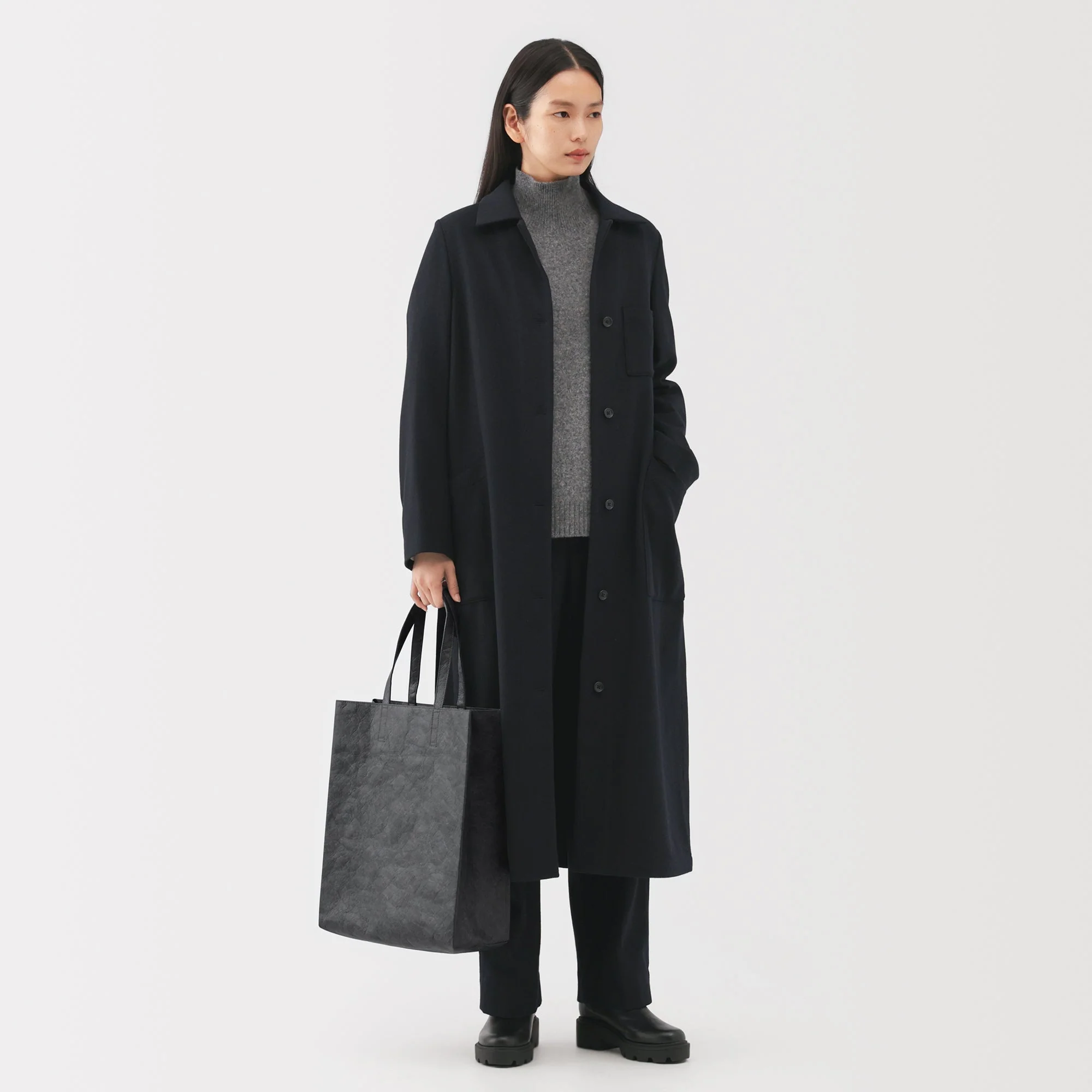 Labo Paper-Like Tote Bag - Image 23