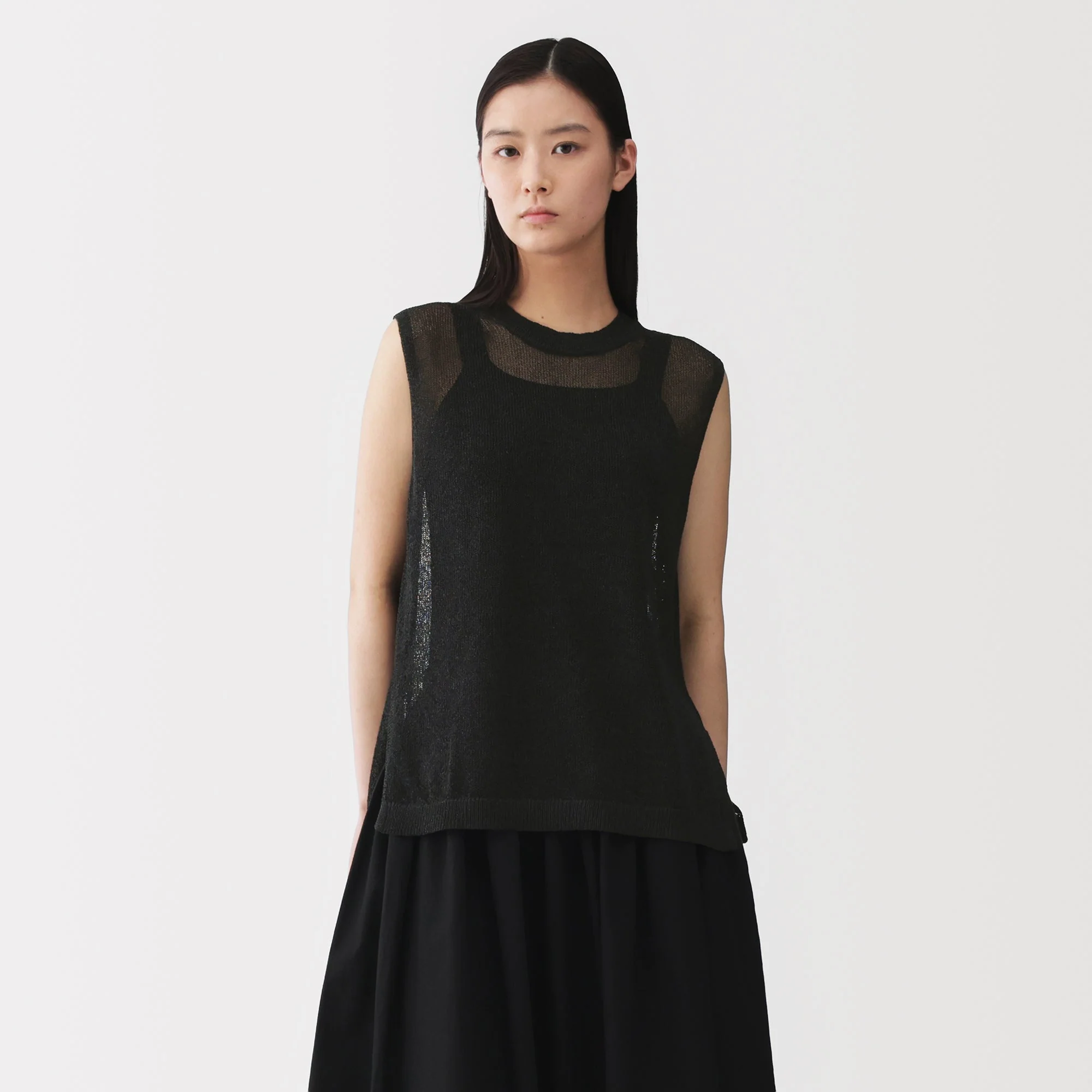 Labo Washi Blend Sleeveless Sweater - Image 12
