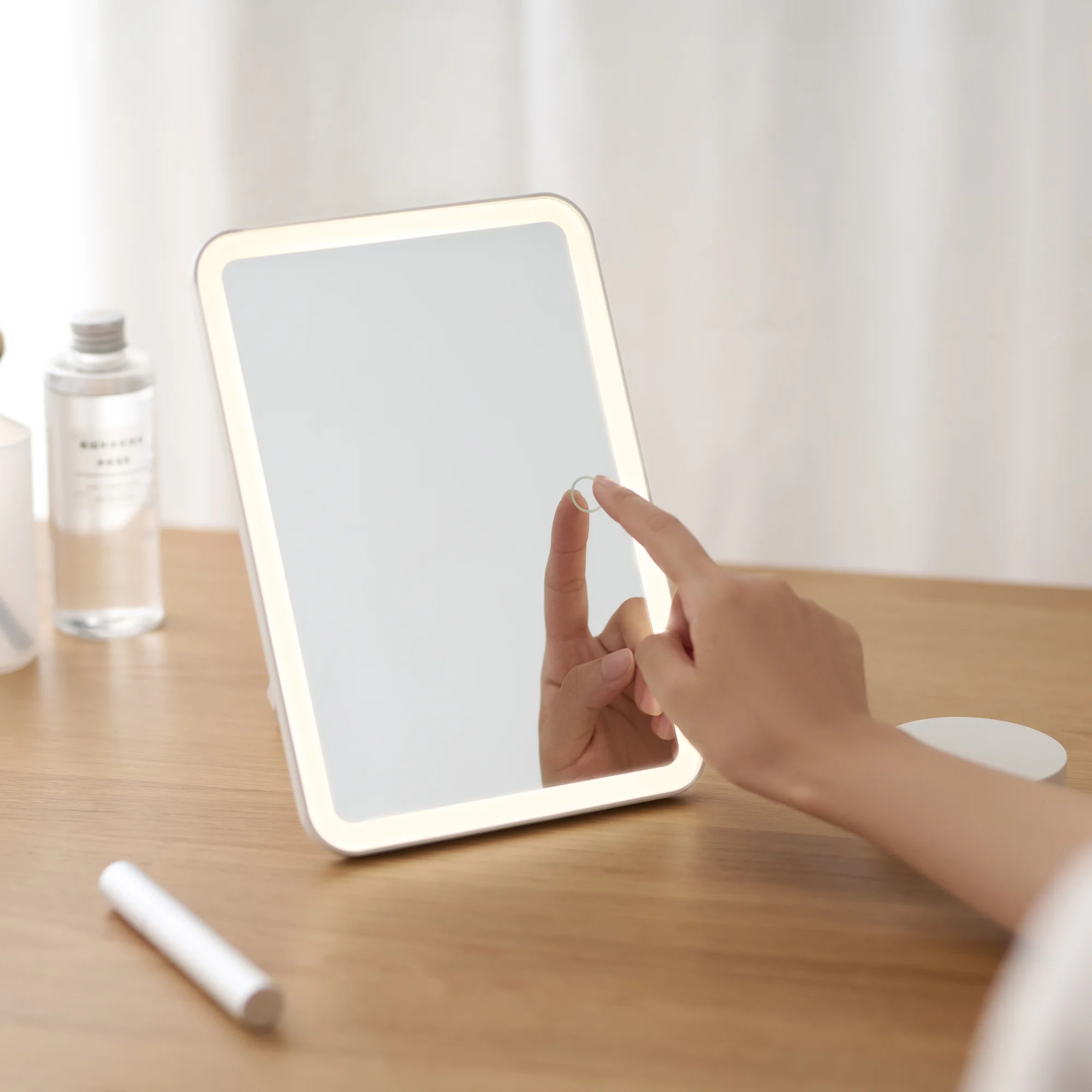 LED Makeup Mirror - Image 2