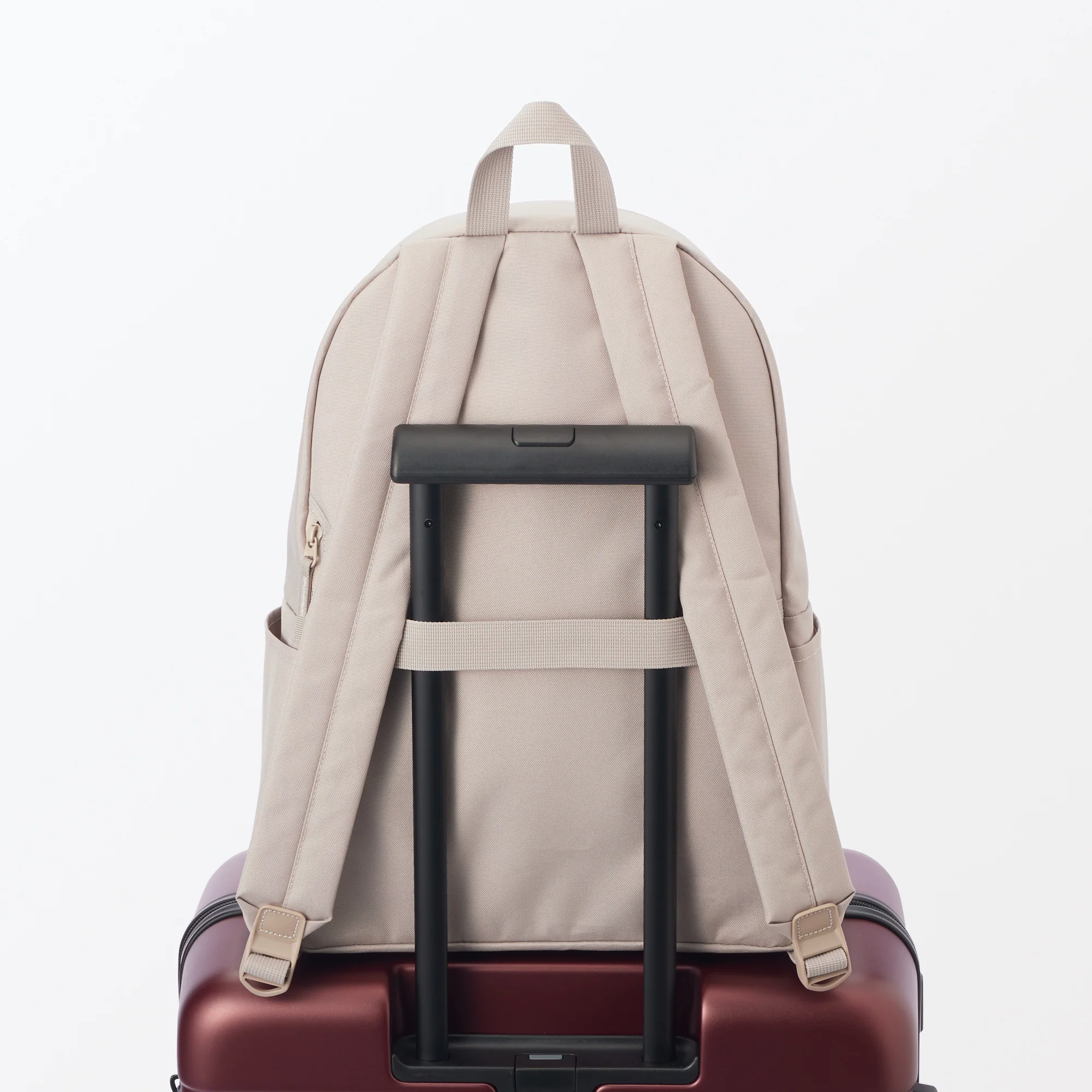 Less Tiring Water Repellent Backpack - Image 43