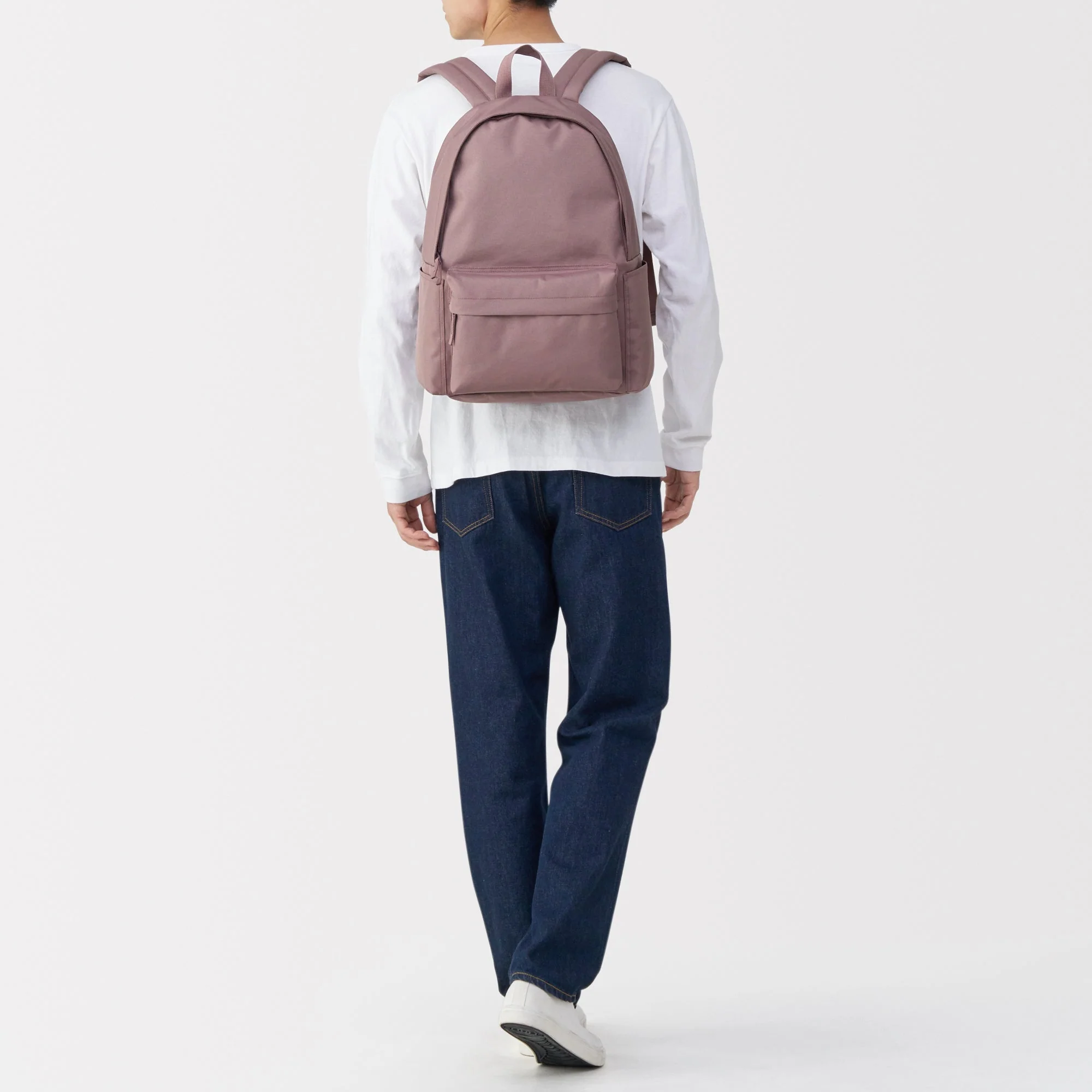Less Tiring Water Repellent Backpack - Image 4