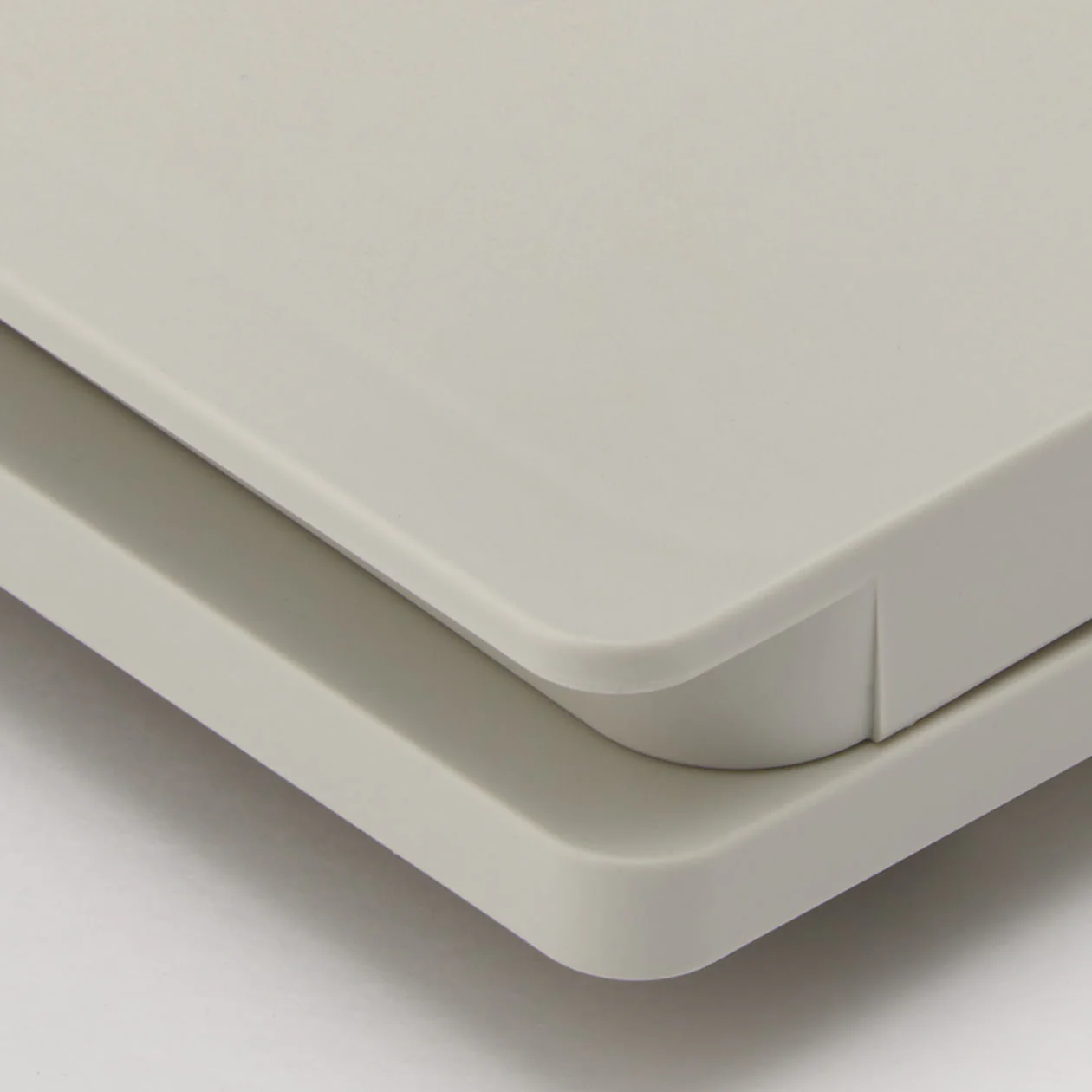 Lid for Polypropylene Dust Bin - Image 8