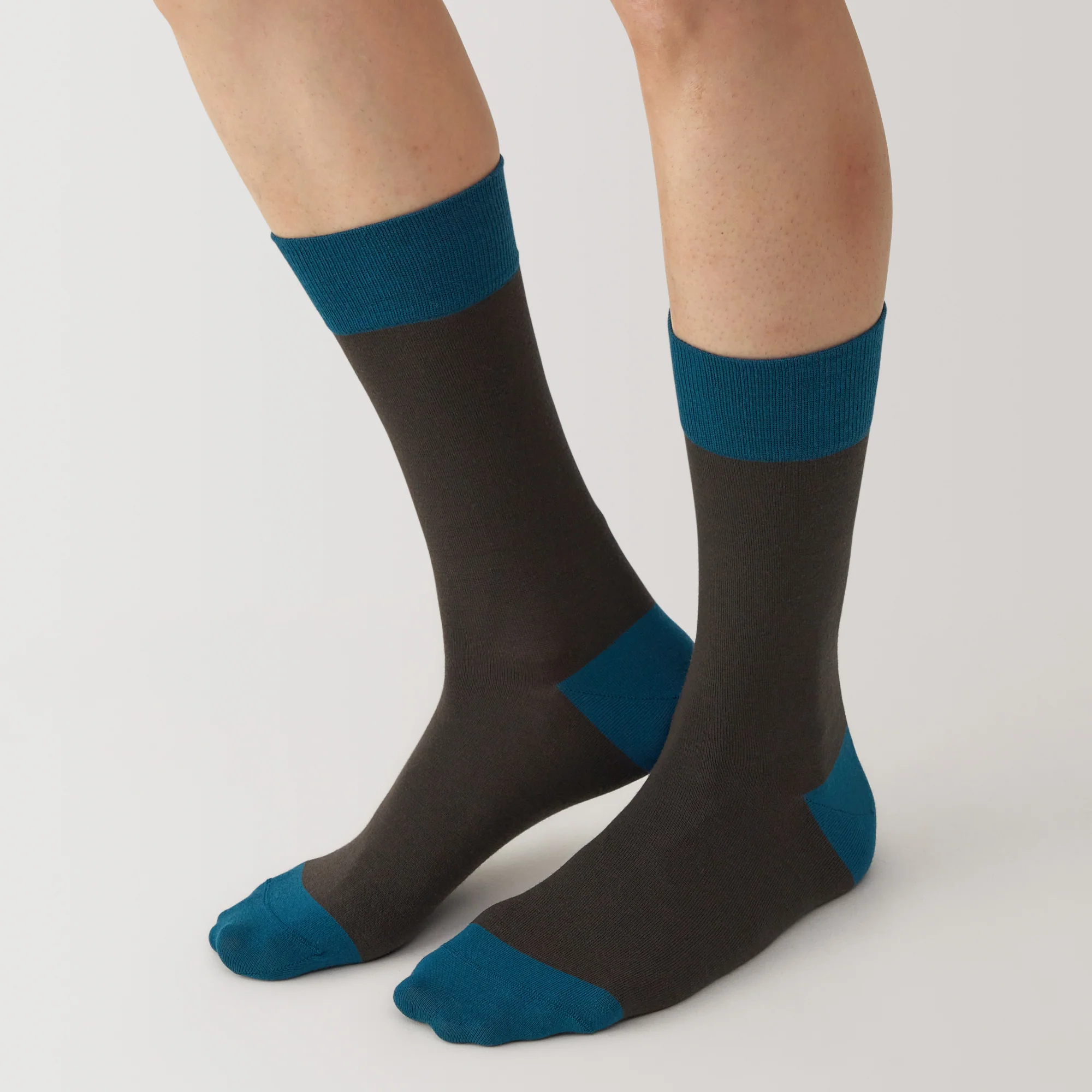 Right Angle Lustrous Wool Mix Thin Socks - Image 10