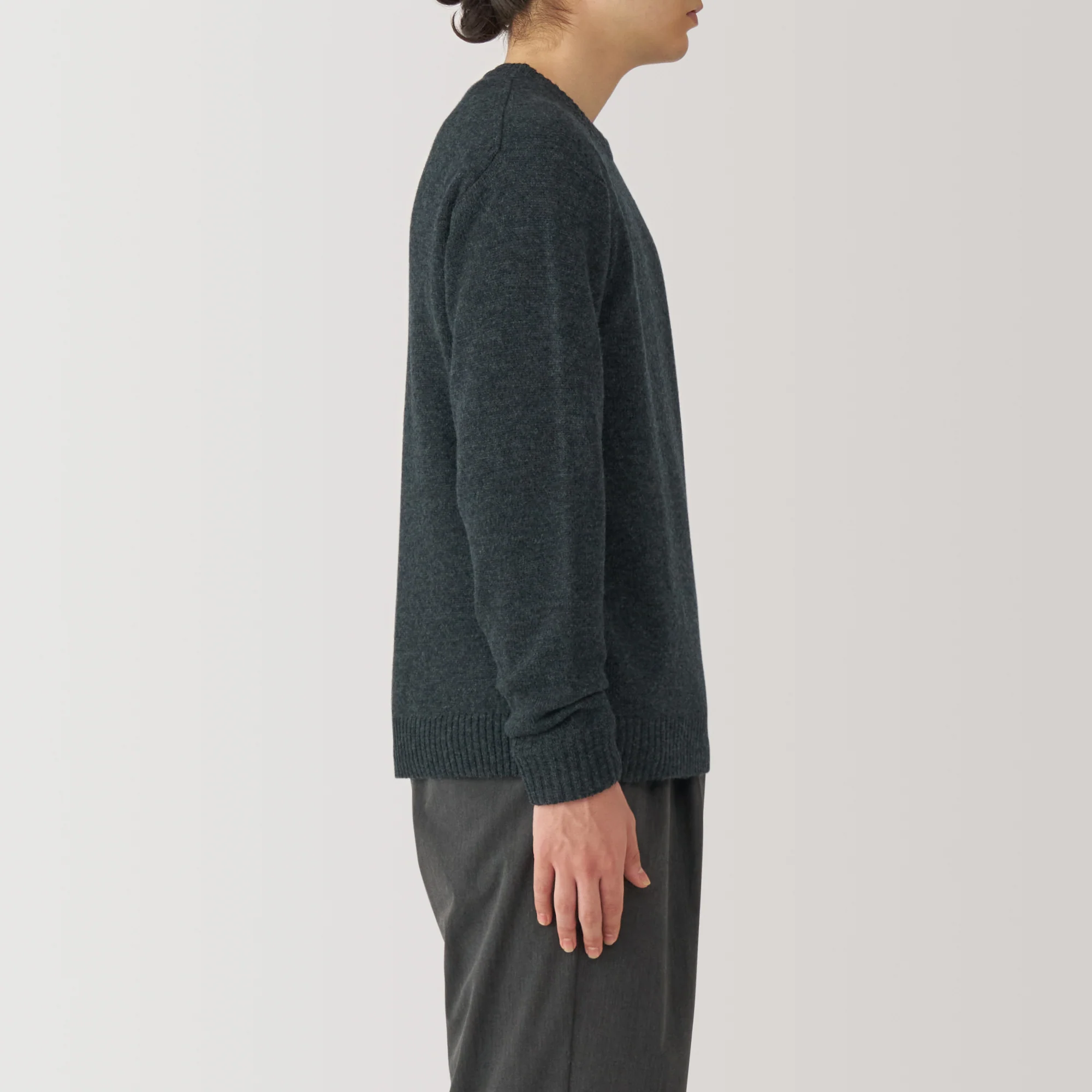 Men's Washable Mid-Gauge Crew Neck Sweater - Image 19