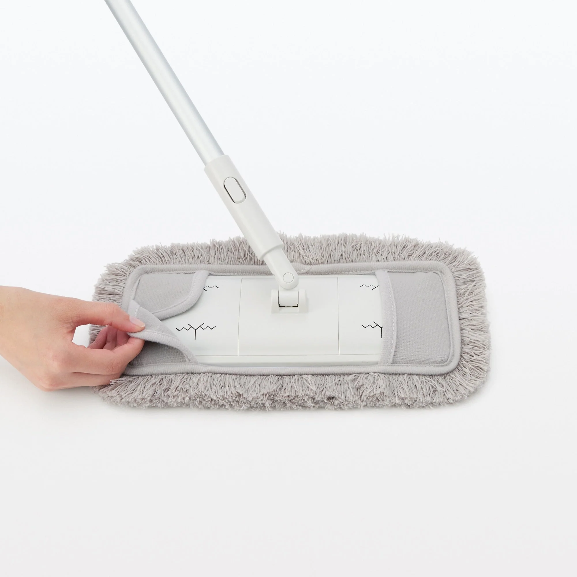 Microfiber Mop Pad - Dry - Image 4
