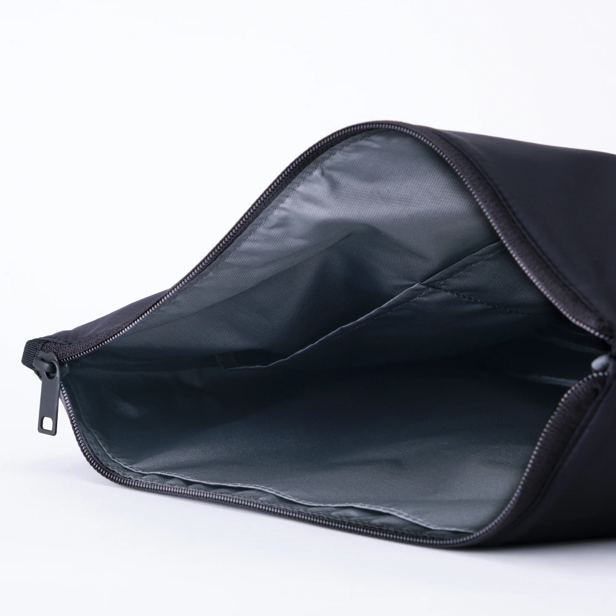 Parachute Cloth Large Bag Organizer - Black - Image 2