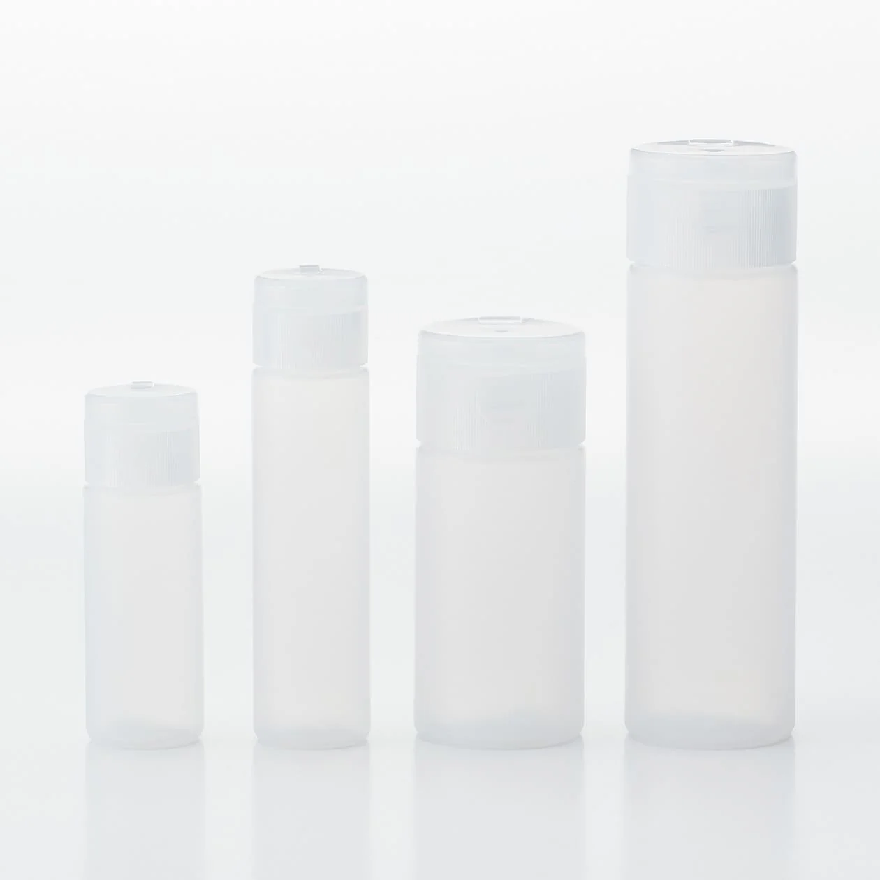 Polyethylene Petit Bottle With Cap - Image 5