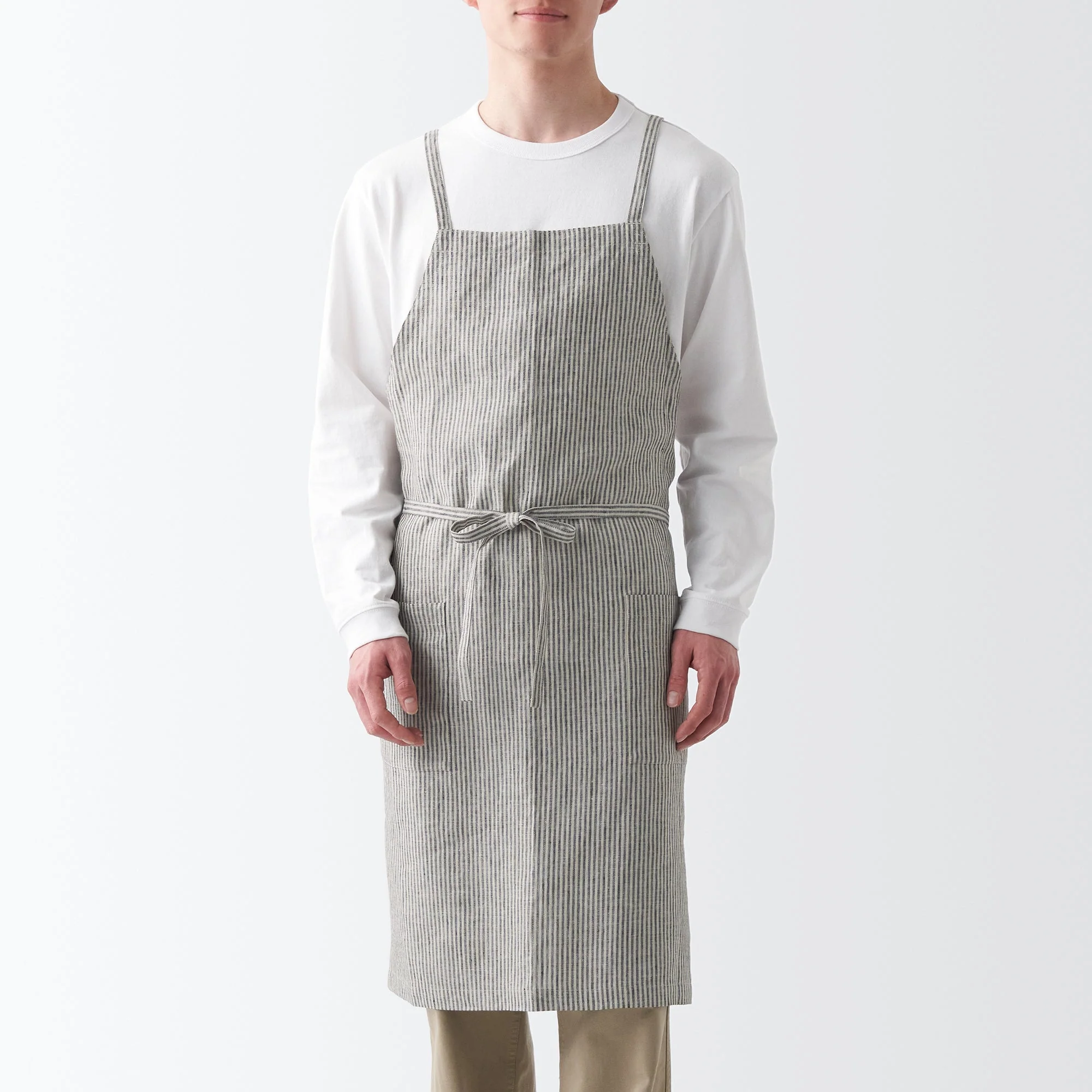 Plain Weave Linen Cross Back Apron - Image 4