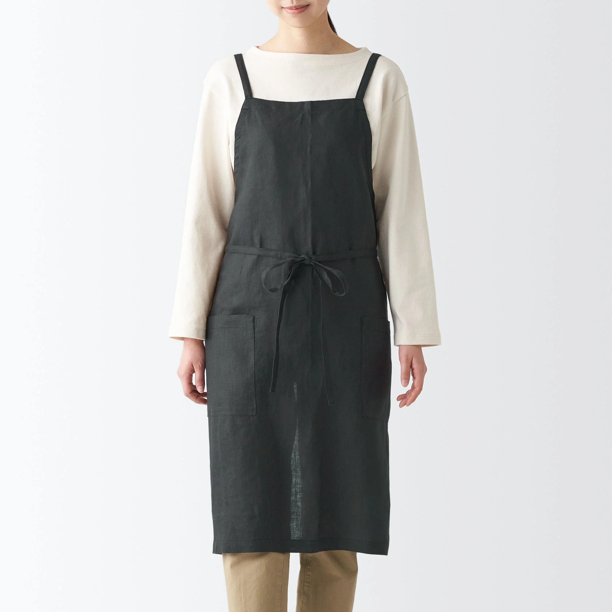 Plain Weave Linen Cross Back Apron - Image 7