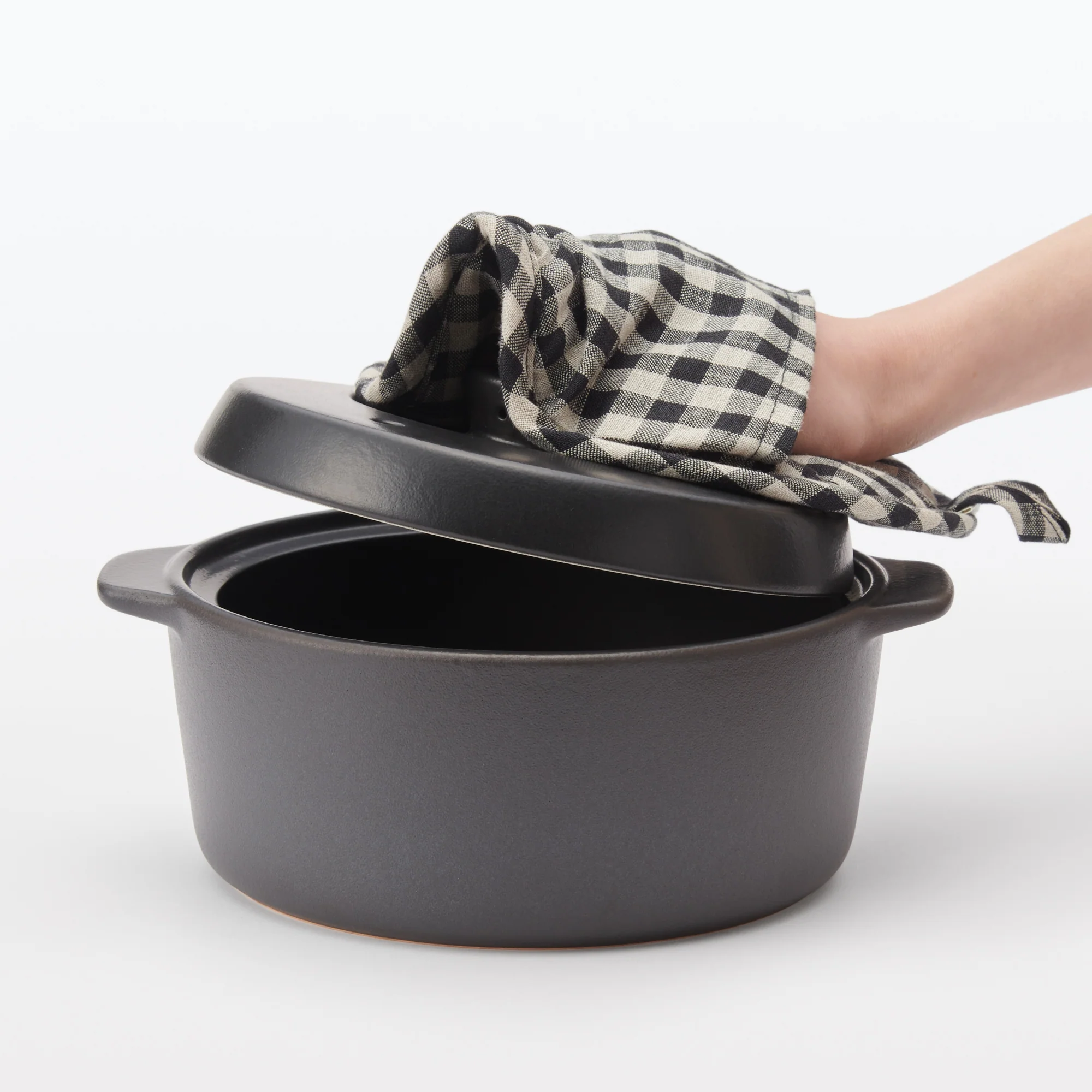 Plain Weave Linen Pot Holder & Trivet - Gingham Check - Image 4