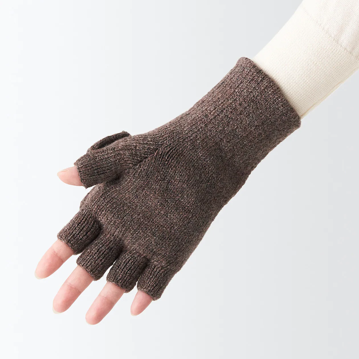 Polyester Blend Fingerless Gloves - Image 6
