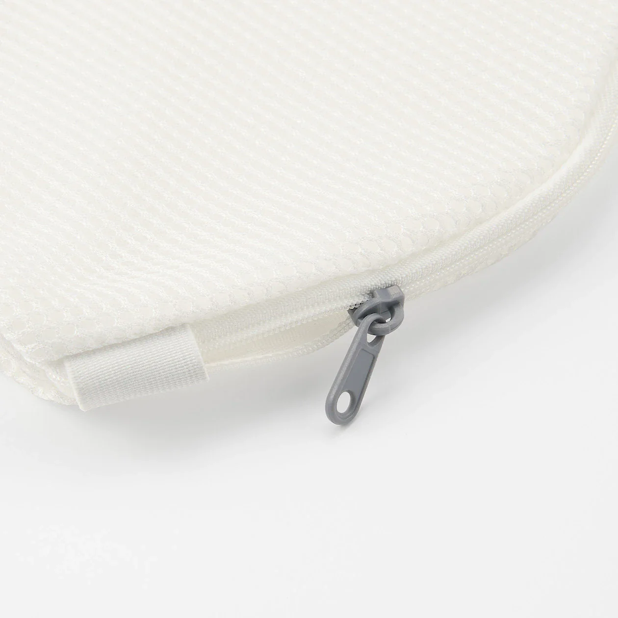Polyester Cushion Mesh Laundry Net - Image 3