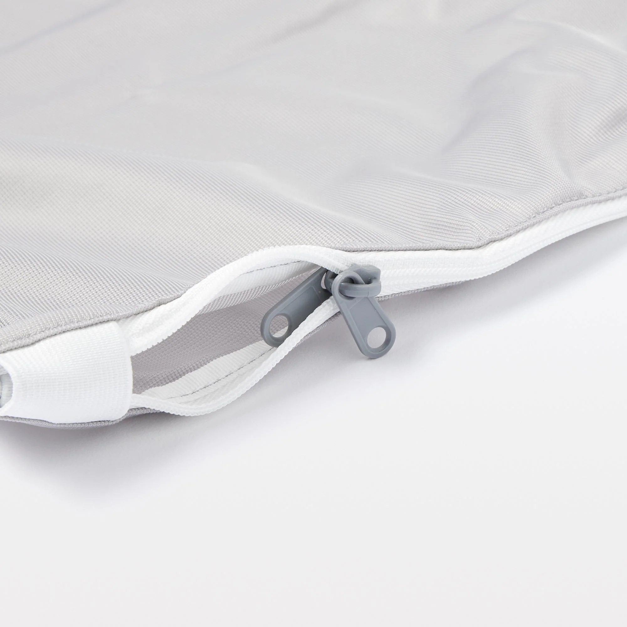 Polyester Reversible Laundry Net - Flat - Small - Image 2