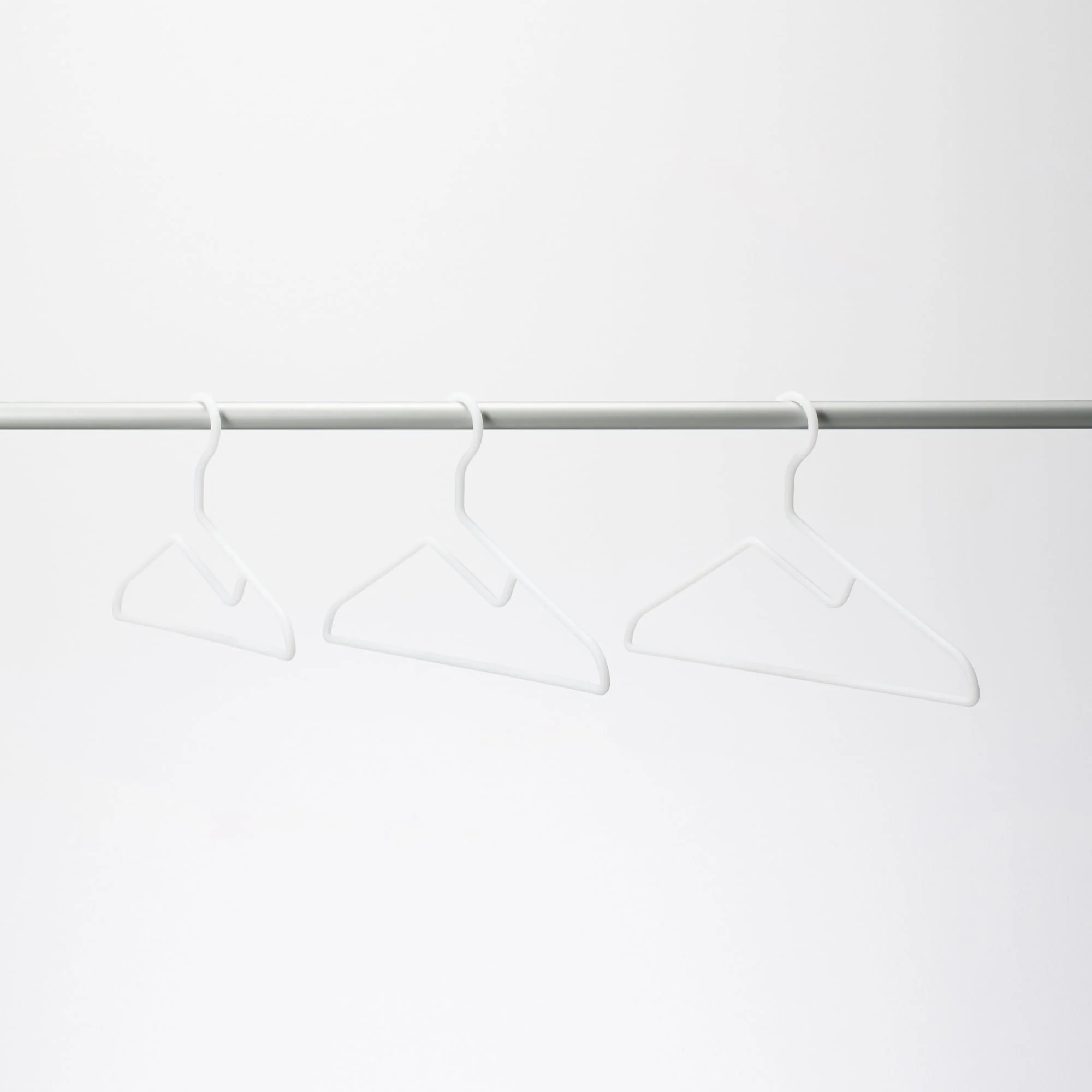 Polypropylene Laundry Hanger (3 Pack) - Image 7