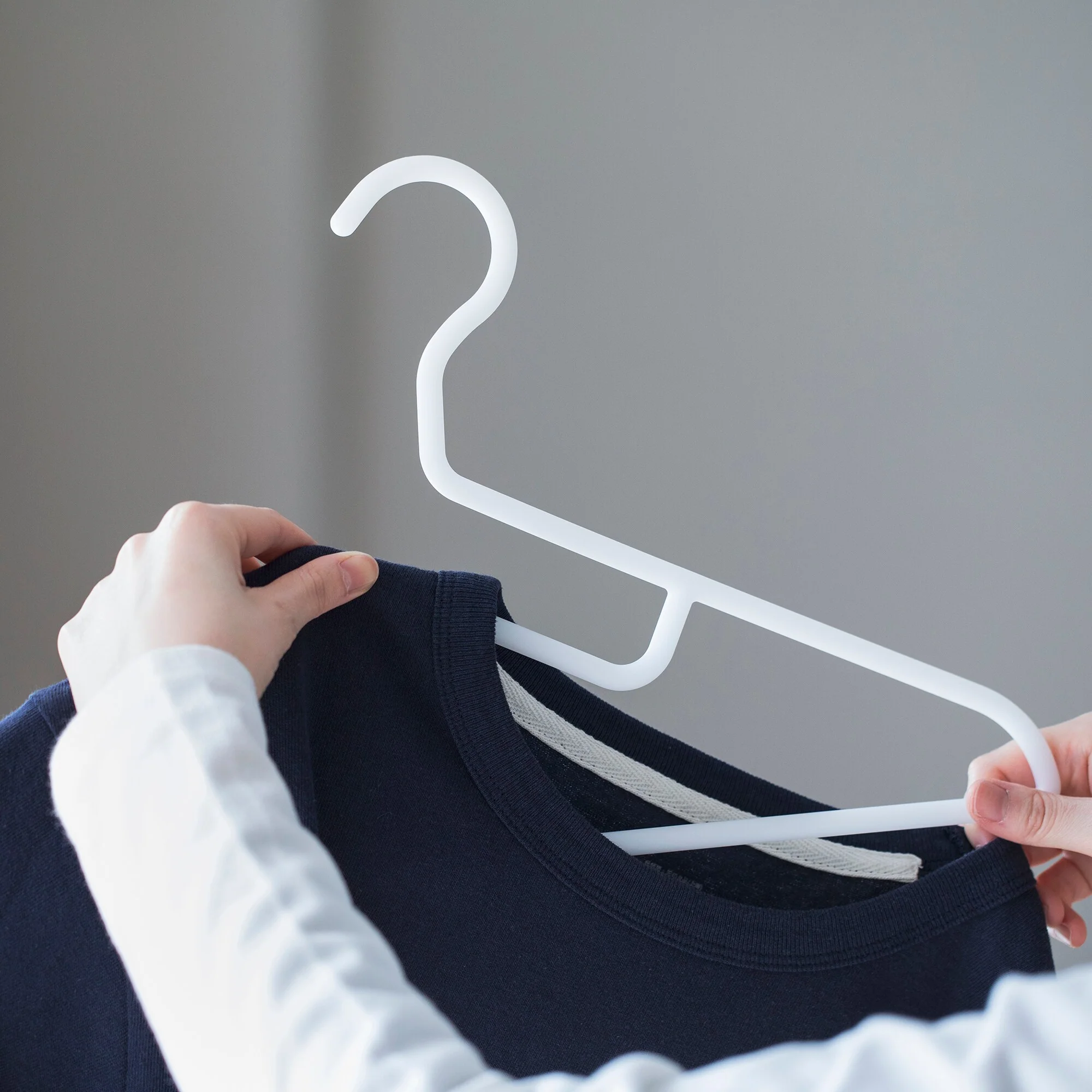 Polypropylene Laundry Hanger (3 Pack) - Image 8