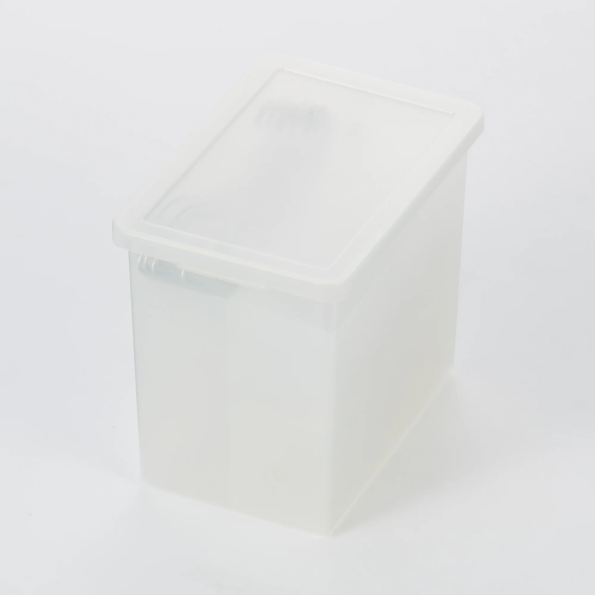 Polypropylene Storage Box Lid - Image 8