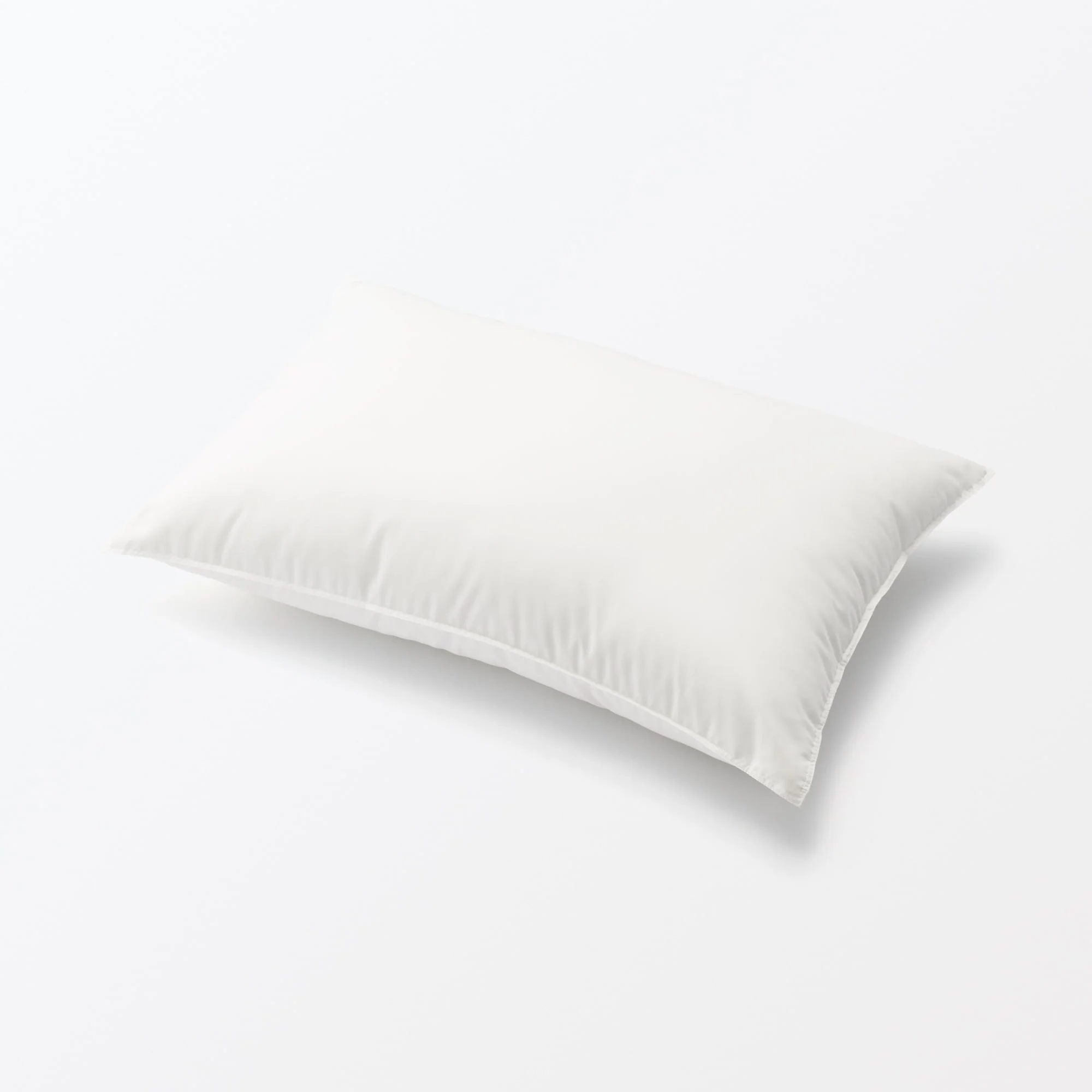Quick Dry Fluffy Pillow (43 x 63 cm)