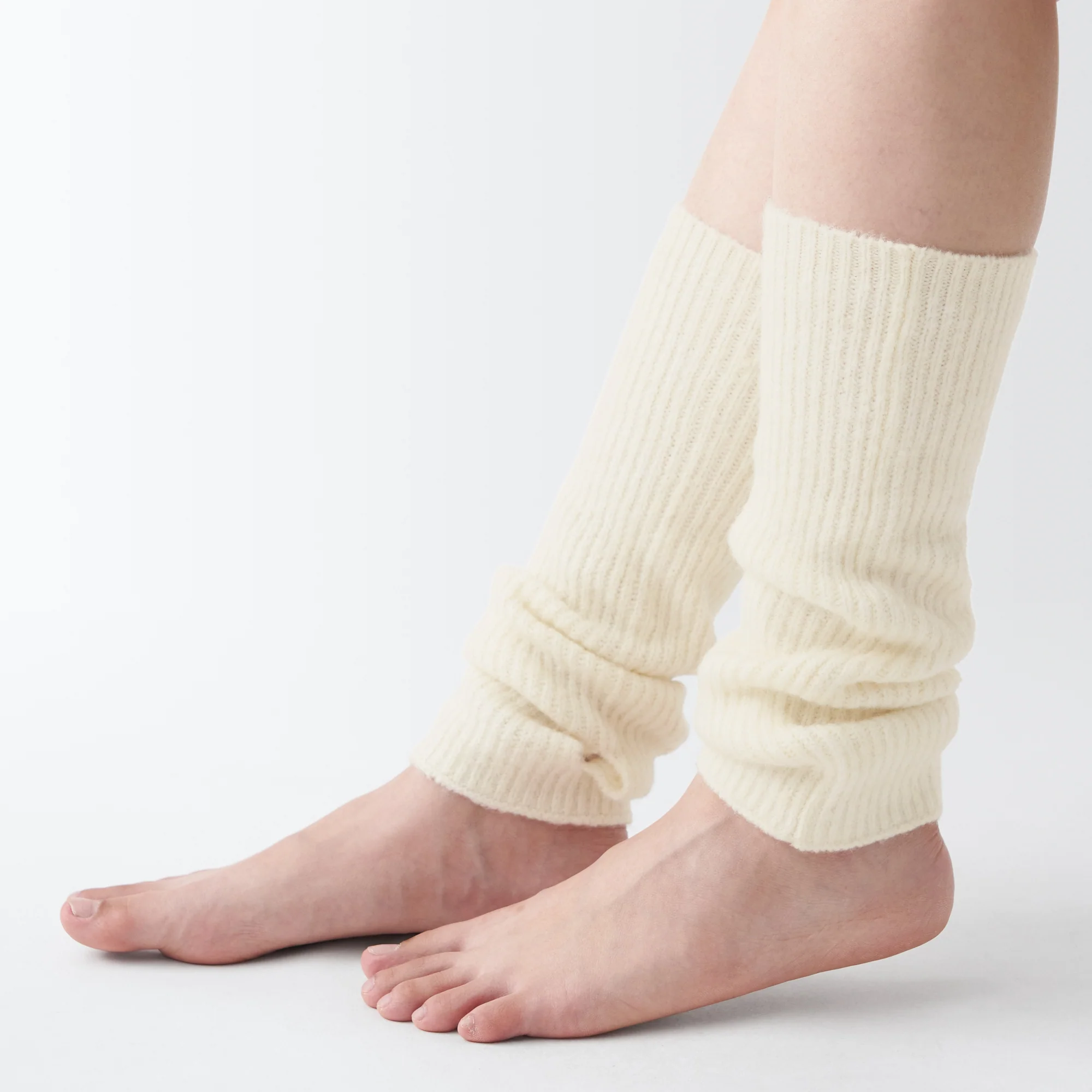 Recycled Polyester Blend Rib Arm & Leg Warmers - Image 4