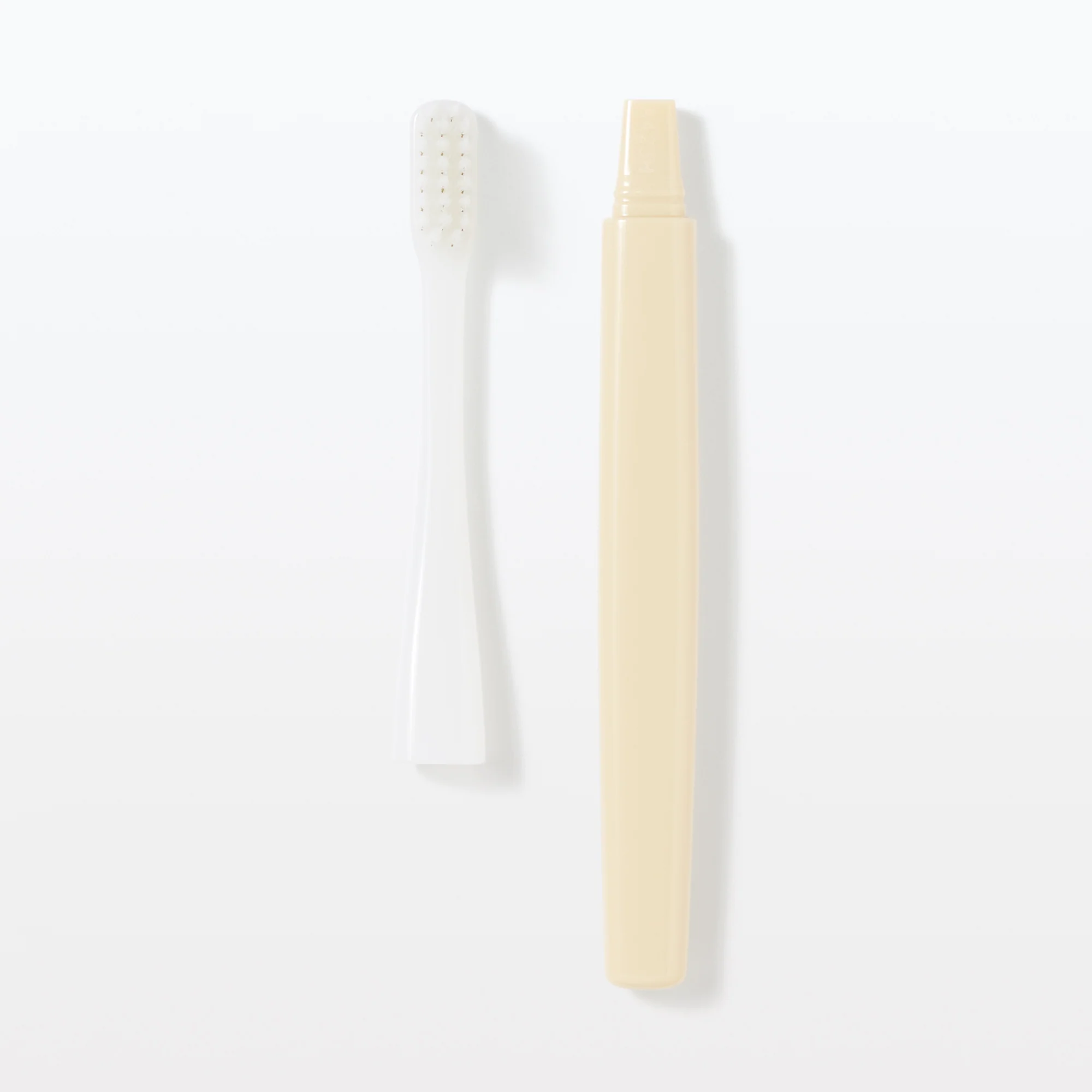Replaceable Head Soft Toothbrush - Yellow - Image 2