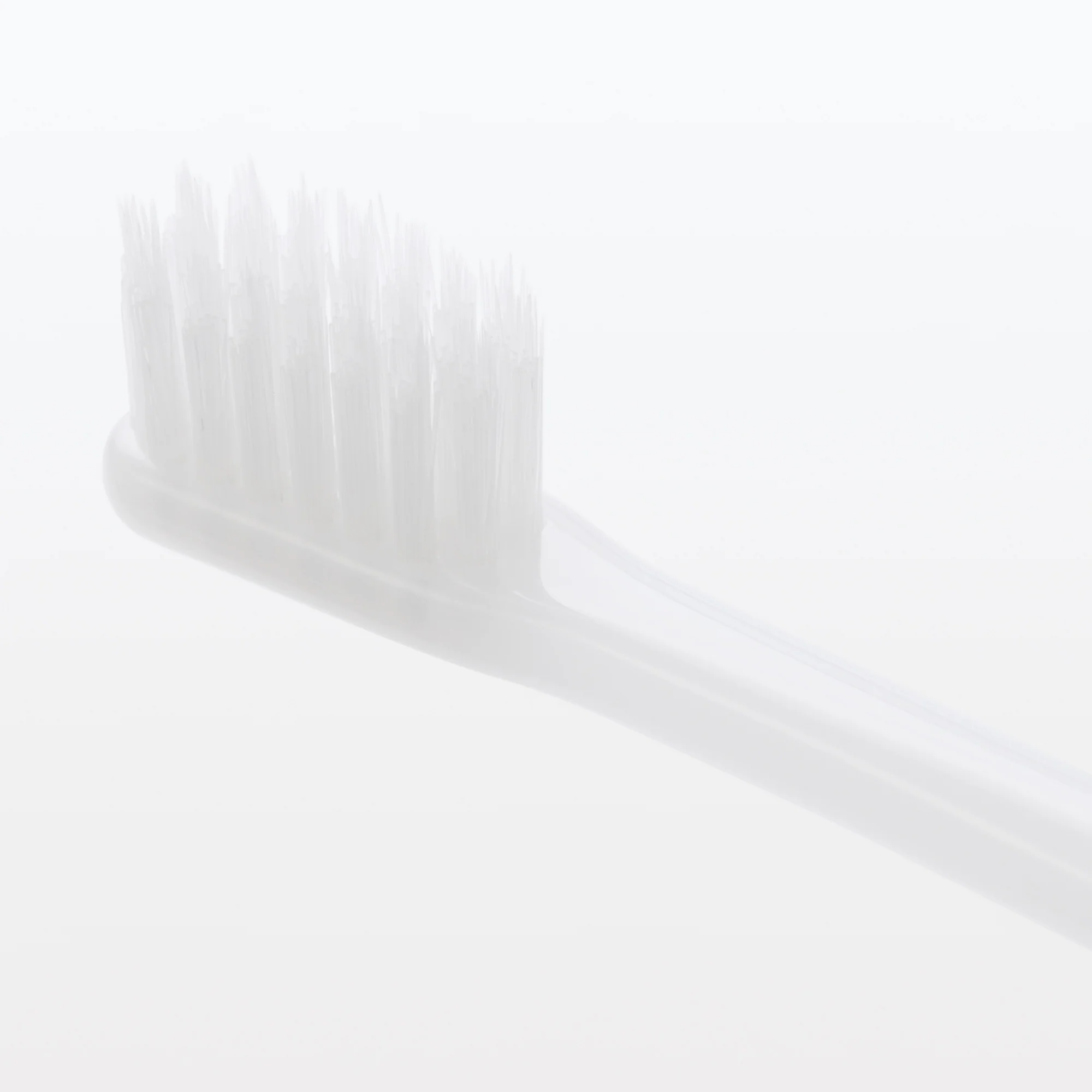 Replacement Toothbrush Head - Medium (2 Pack) - Image 3