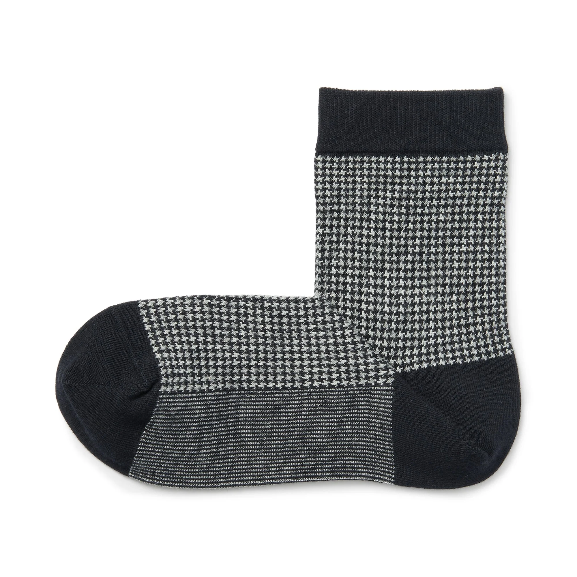 Right Angle Loose Top Houndstooth Short Socks - Image 4