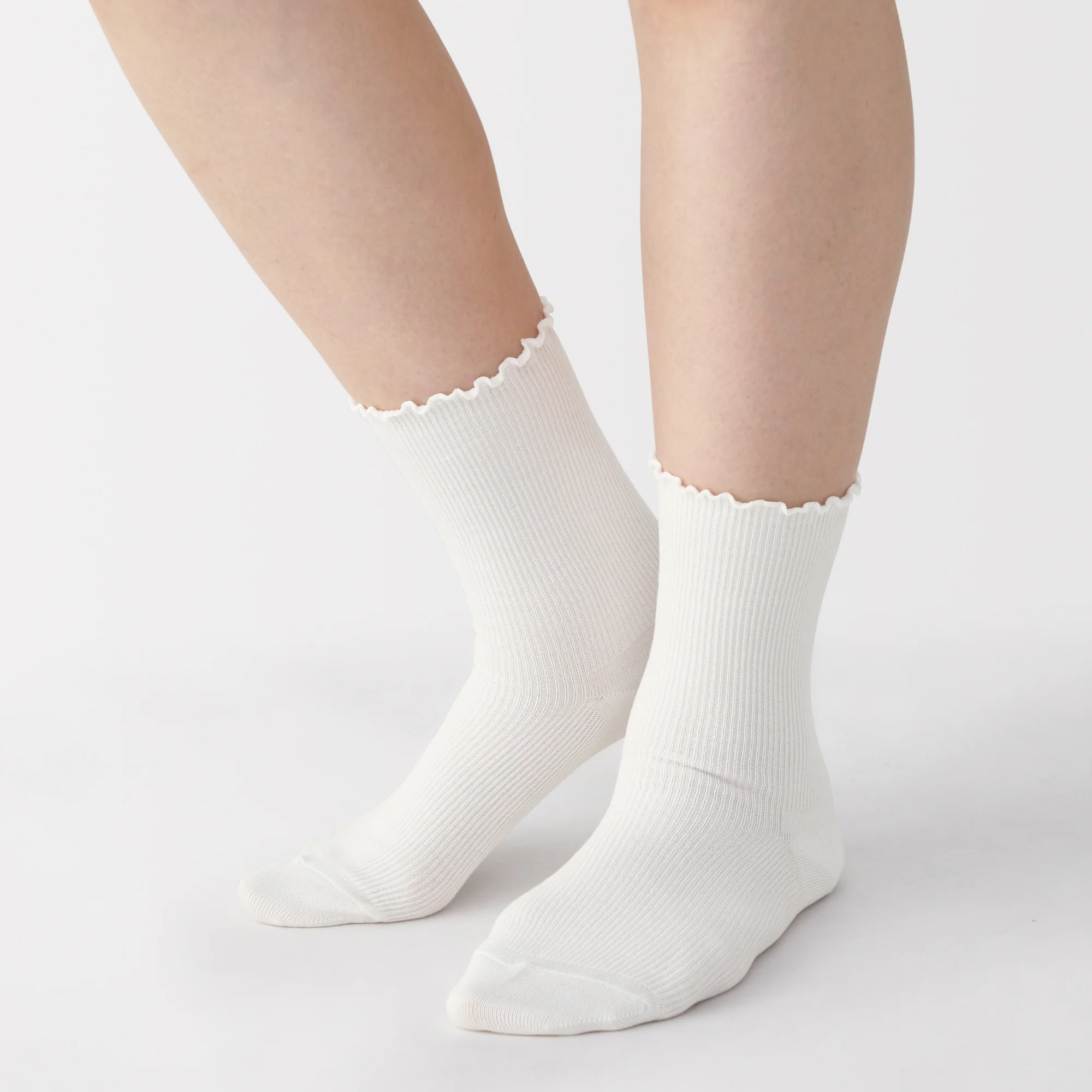 Right Angle Loose Top Socks - Image 11