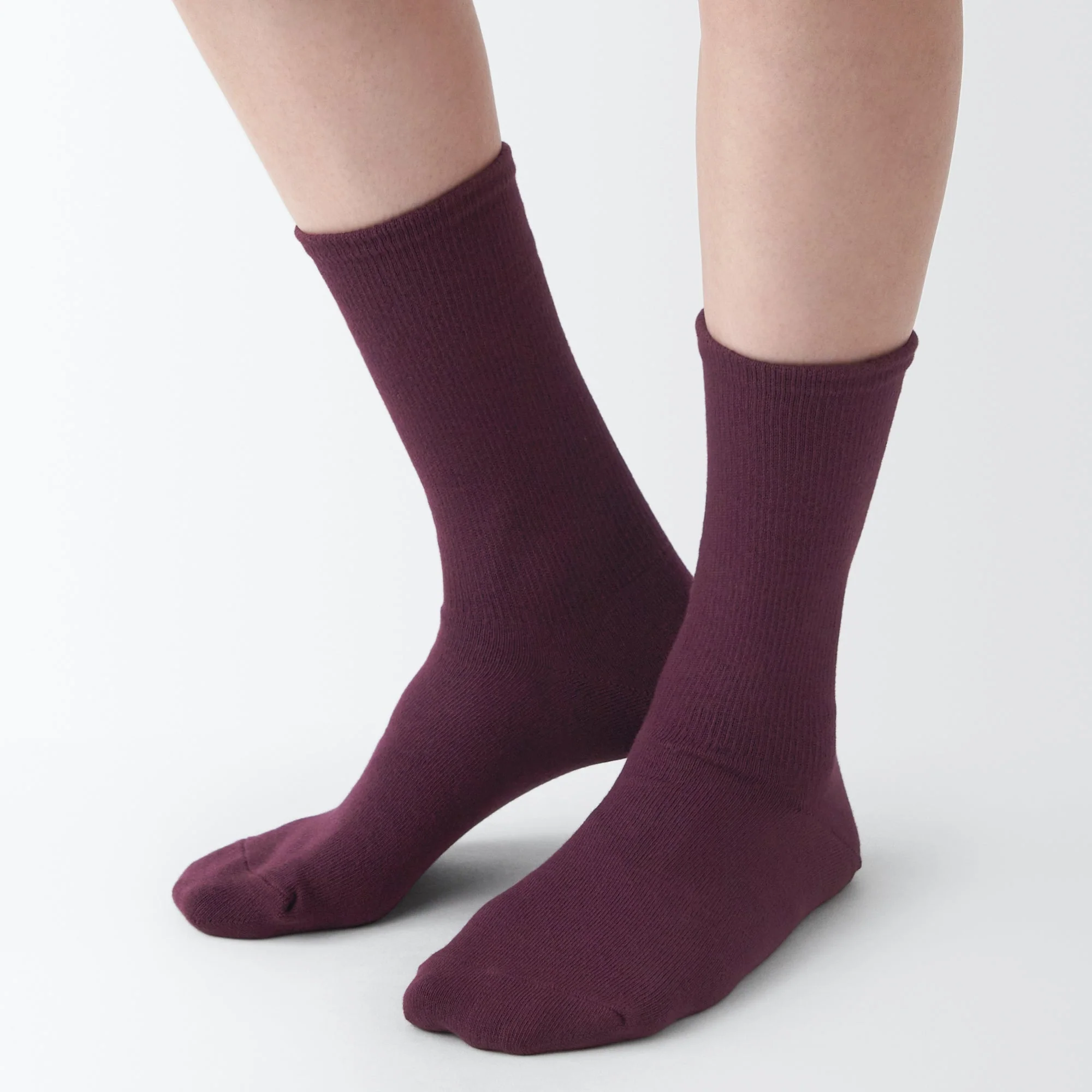 Right Angle Loose Top Tapered Socks - Image 19