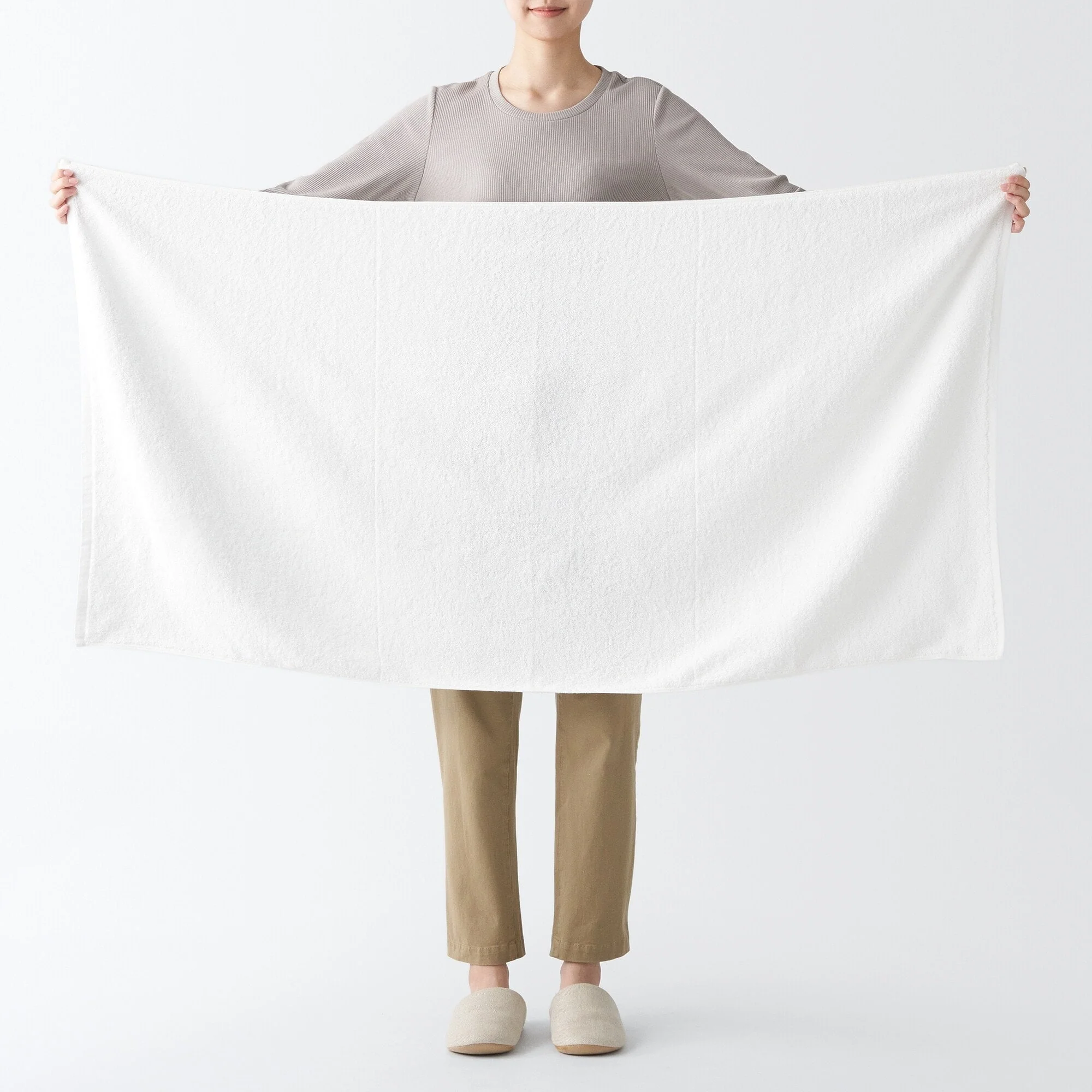 Soft Thin Large Bath Towel - Image 9