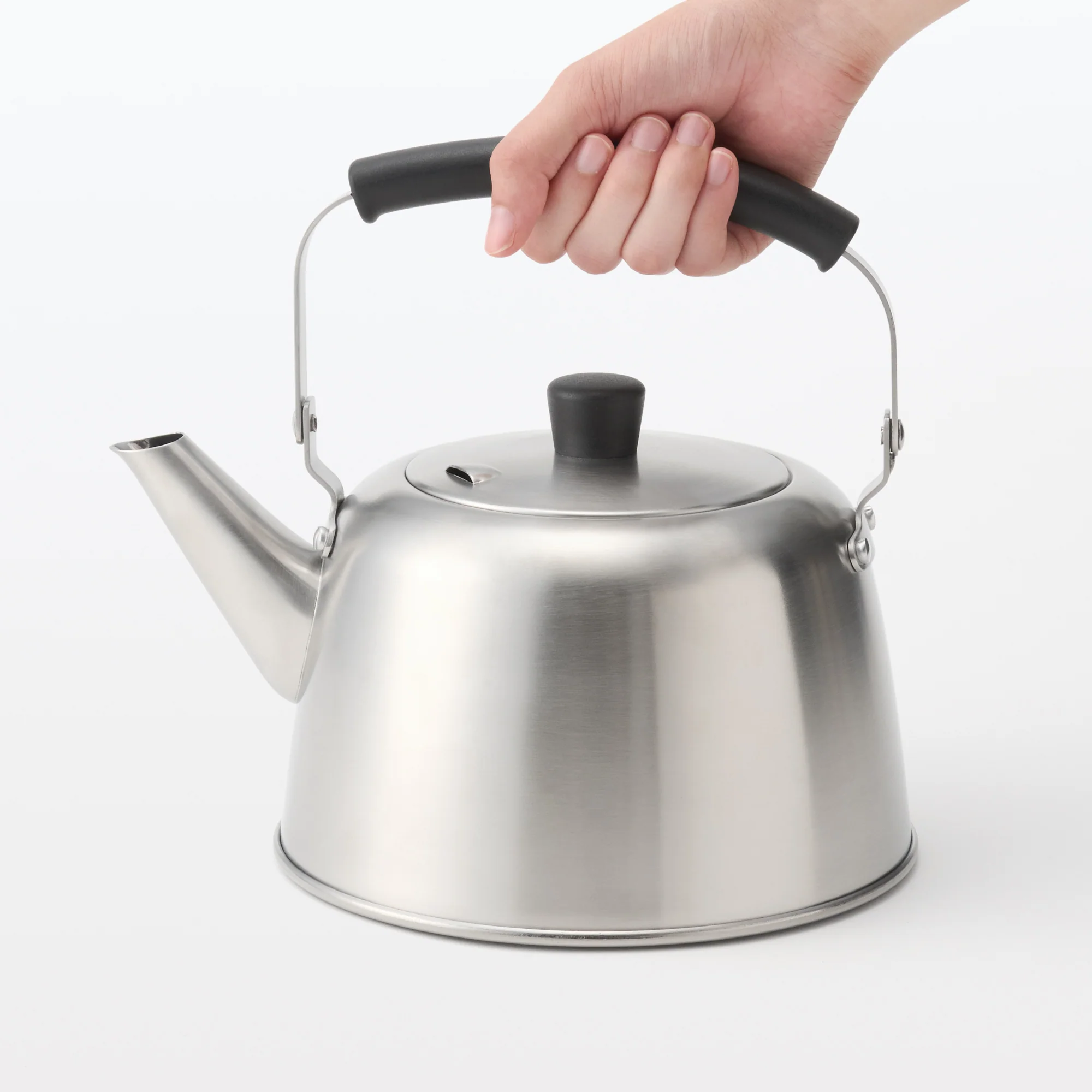 Stainless Steel Kettle - 2L - Image 9