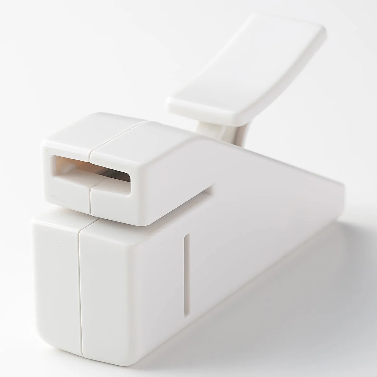 Staple Free Stapler - Image 3