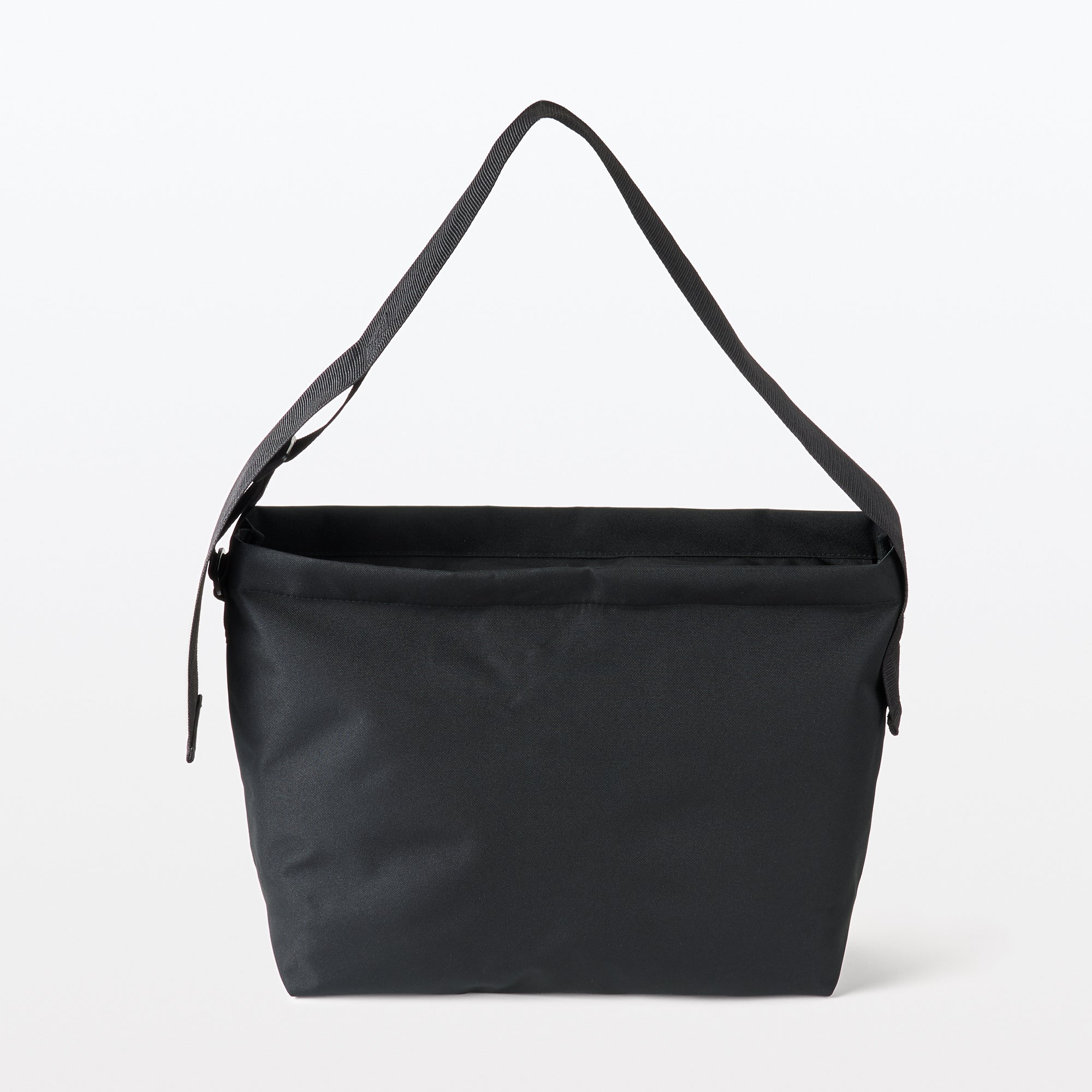 Thick Square Belt Shoulder Bag - Image 3