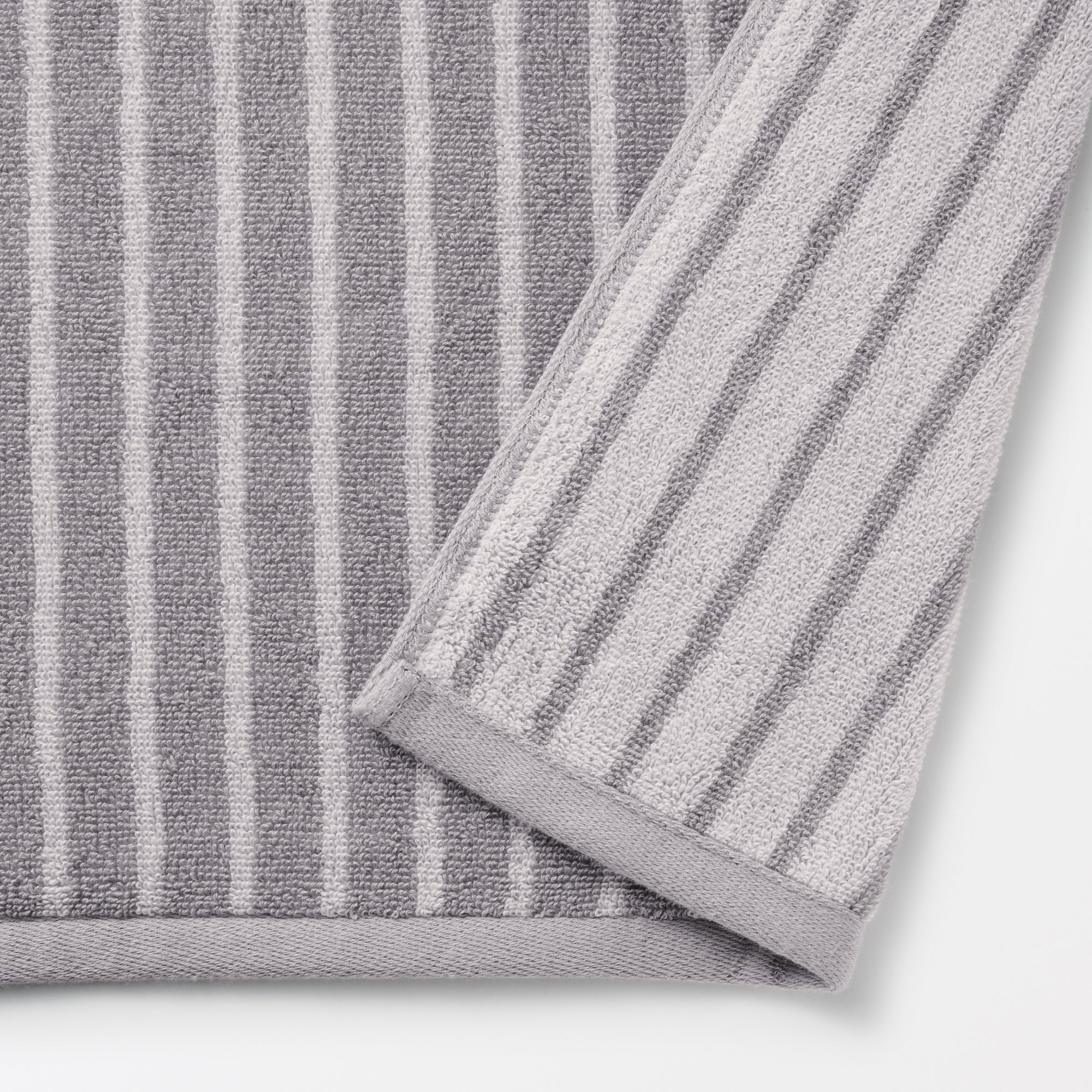 Twin Pile Reversible Stripe Bath Towel - Image 10
