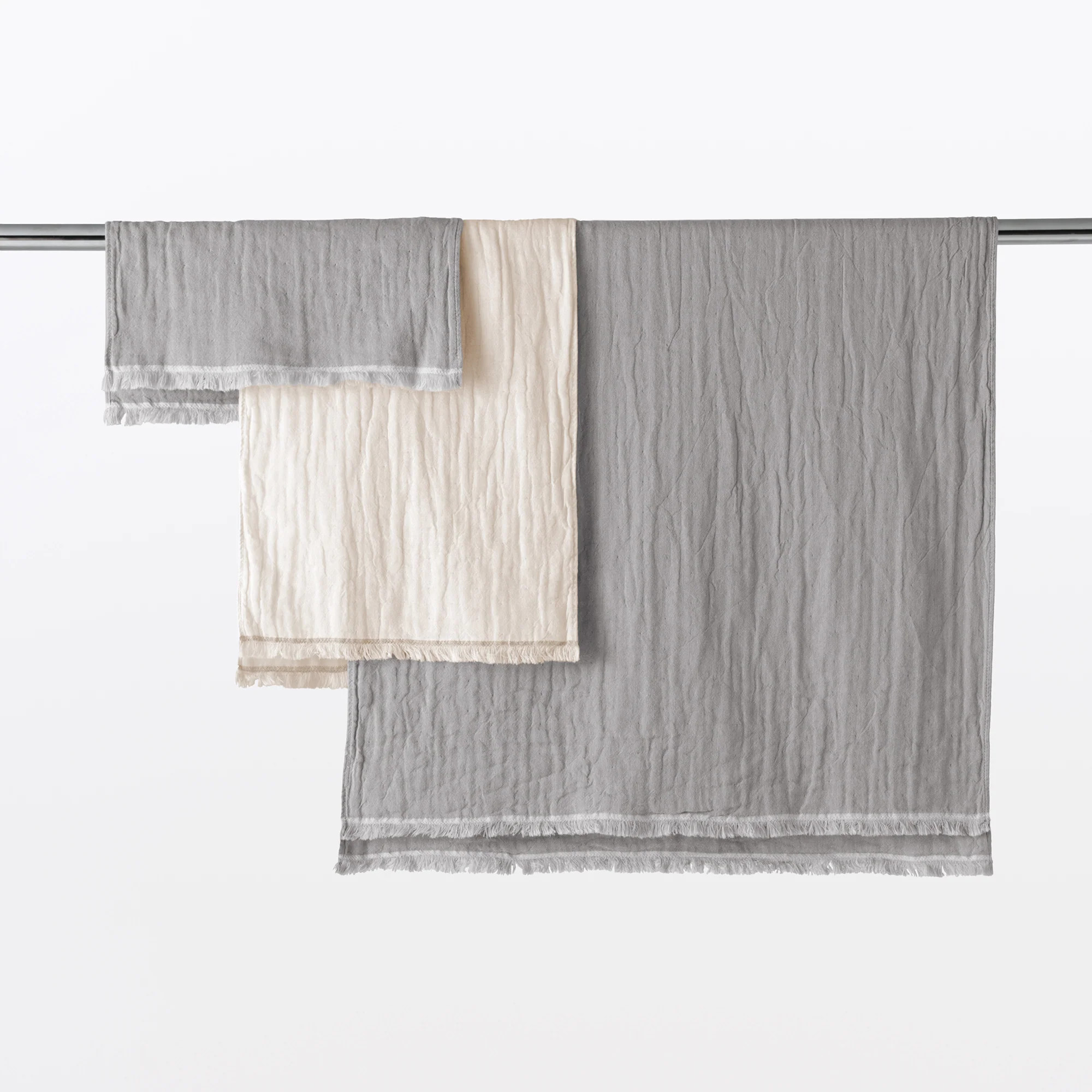 Washed Gauze Bath Towel - Image 5