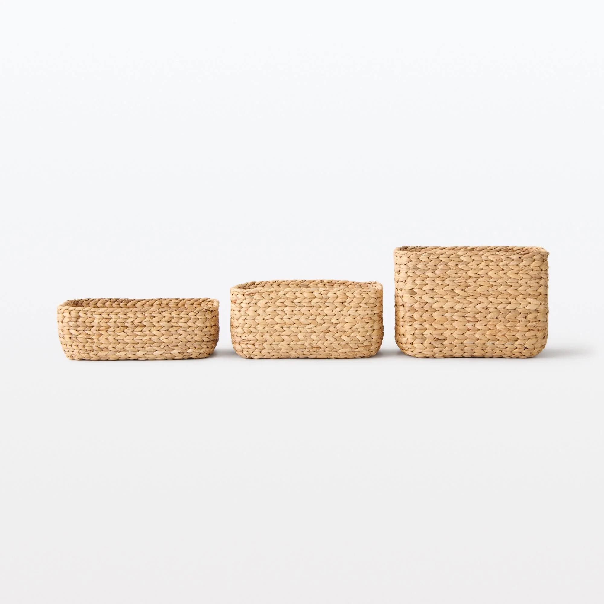 Water Hyacinth Basket - Rectangle - Large W34 x D23 x H24 cm - Image 7