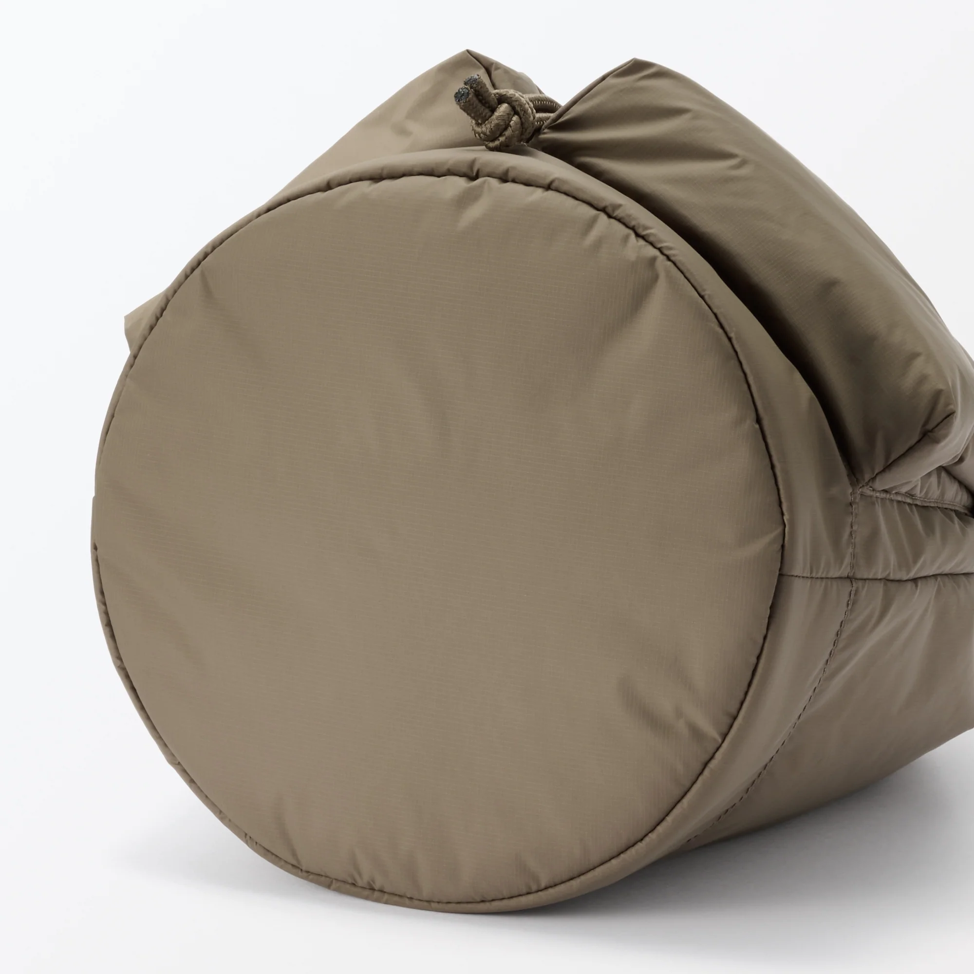 Water Repellent Padded Drawstring Bag - Image 16